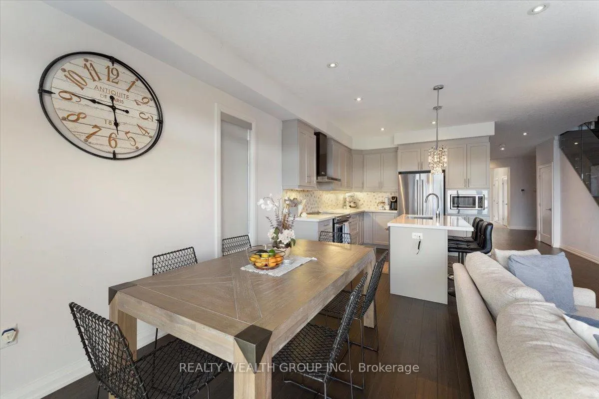 Photo 13 of Unit 23, 35 Midhurst Heights, Hamilton, Stoney Creek Mountain — HOMEH
