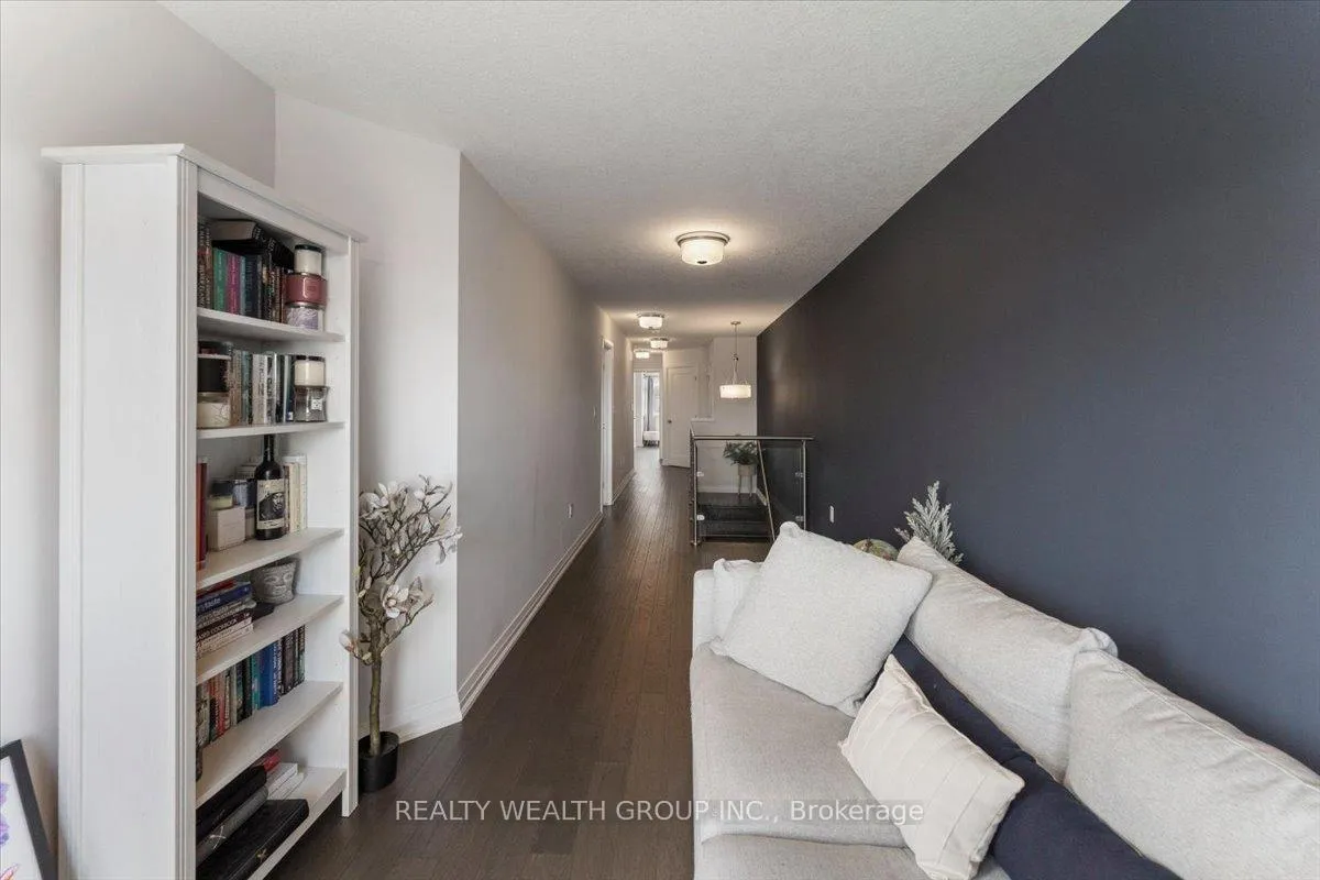 Photo 18 of Unit 23, 35 Midhurst Heights, Hamilton, Stoney Creek Mountain — HOMEH
