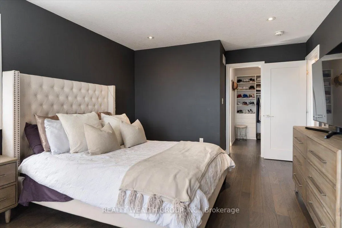 Photo 20 of Unit 23, 35 Midhurst Heights, Hamilton, Stoney Creek Mountain — HOMEH