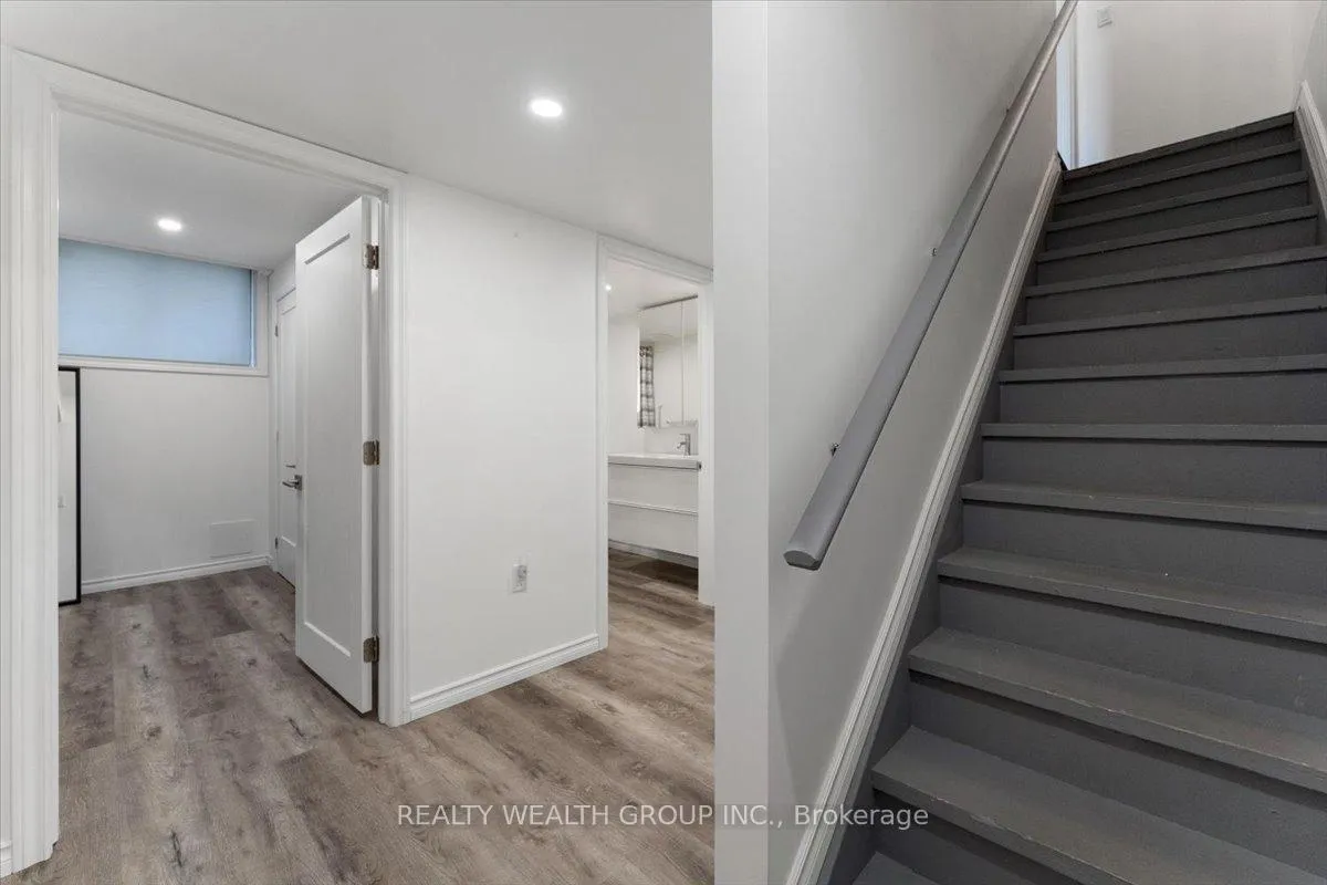 Photo 34 of Unit 23, 35 Midhurst Heights, Hamilton, Stoney Creek Mountain — HOMEH