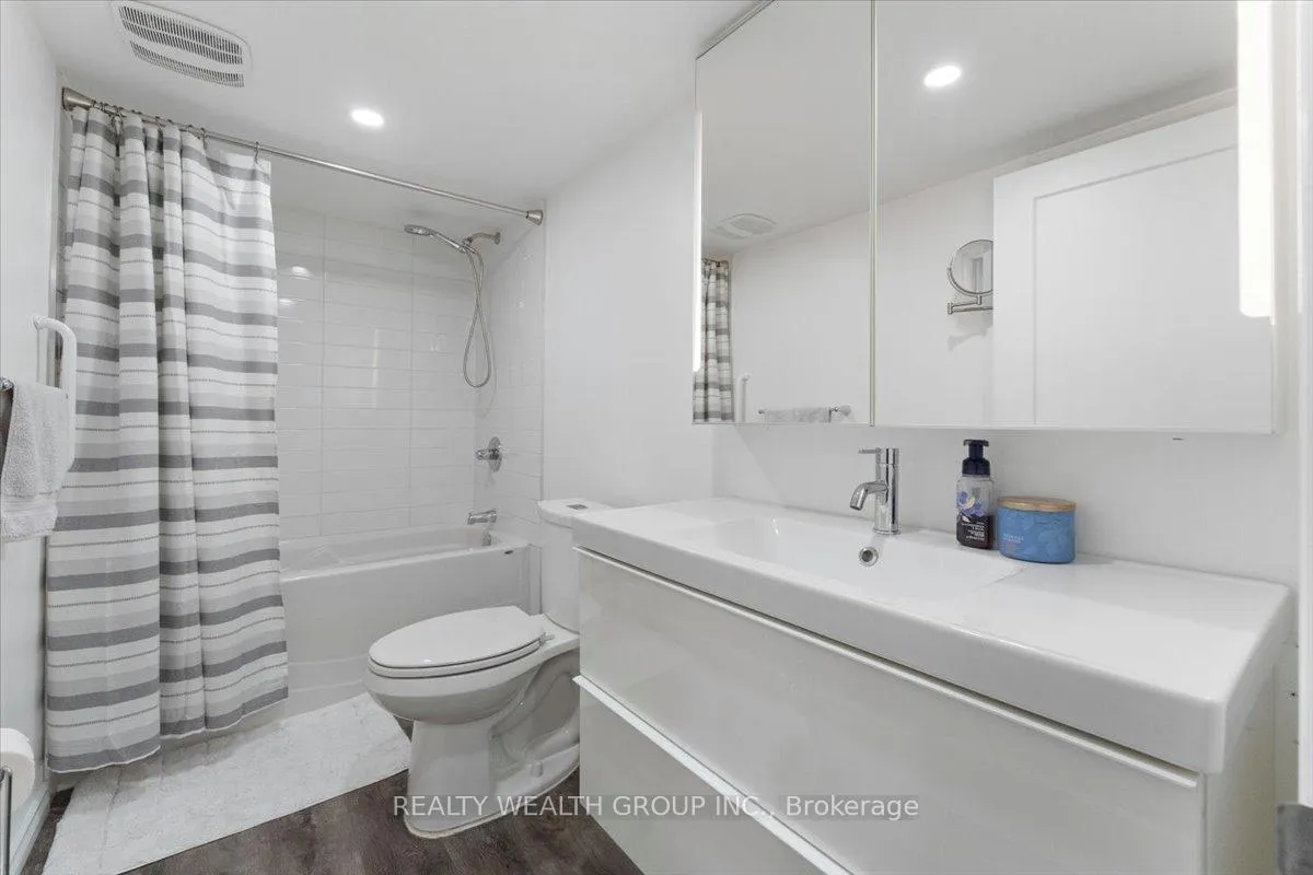 Photo 38 of Unit 23, 35 Midhurst Heights, Hamilton, Stoney Creek Mountain — HOMEH
