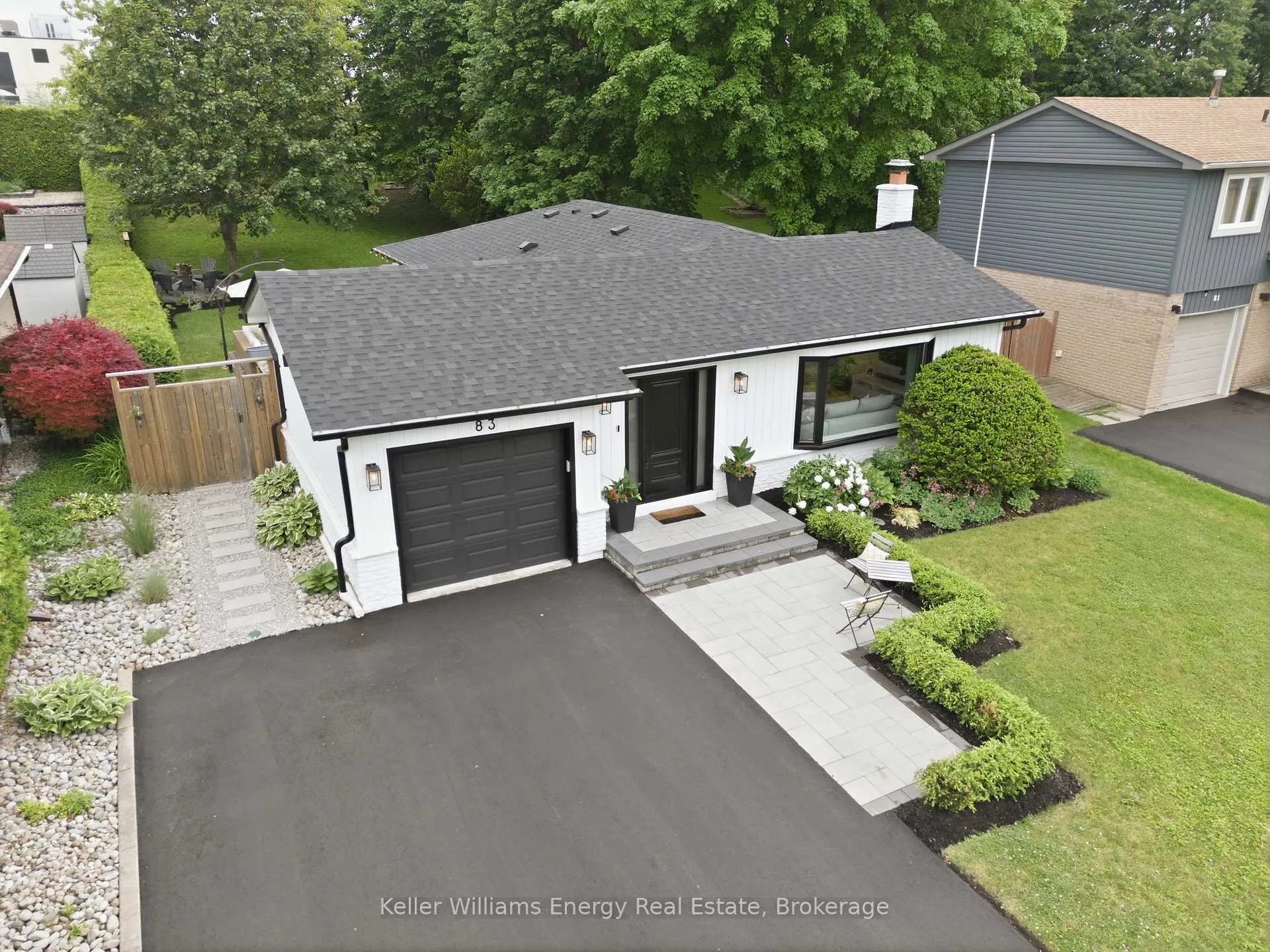 Photo 2 of 83 Walton Drive, Aurora, Aurora Village — HOMEH
