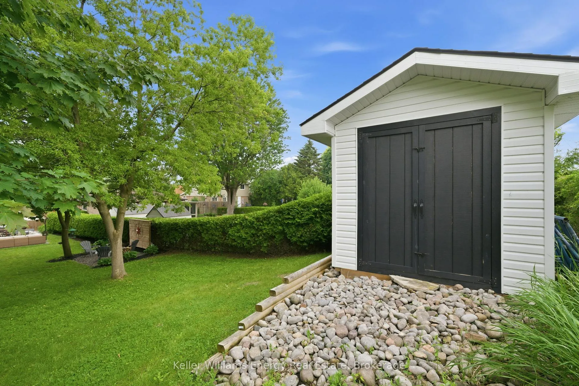Photo 38 of 83 Walton Drive, Aurora, Aurora Village — HOMEH