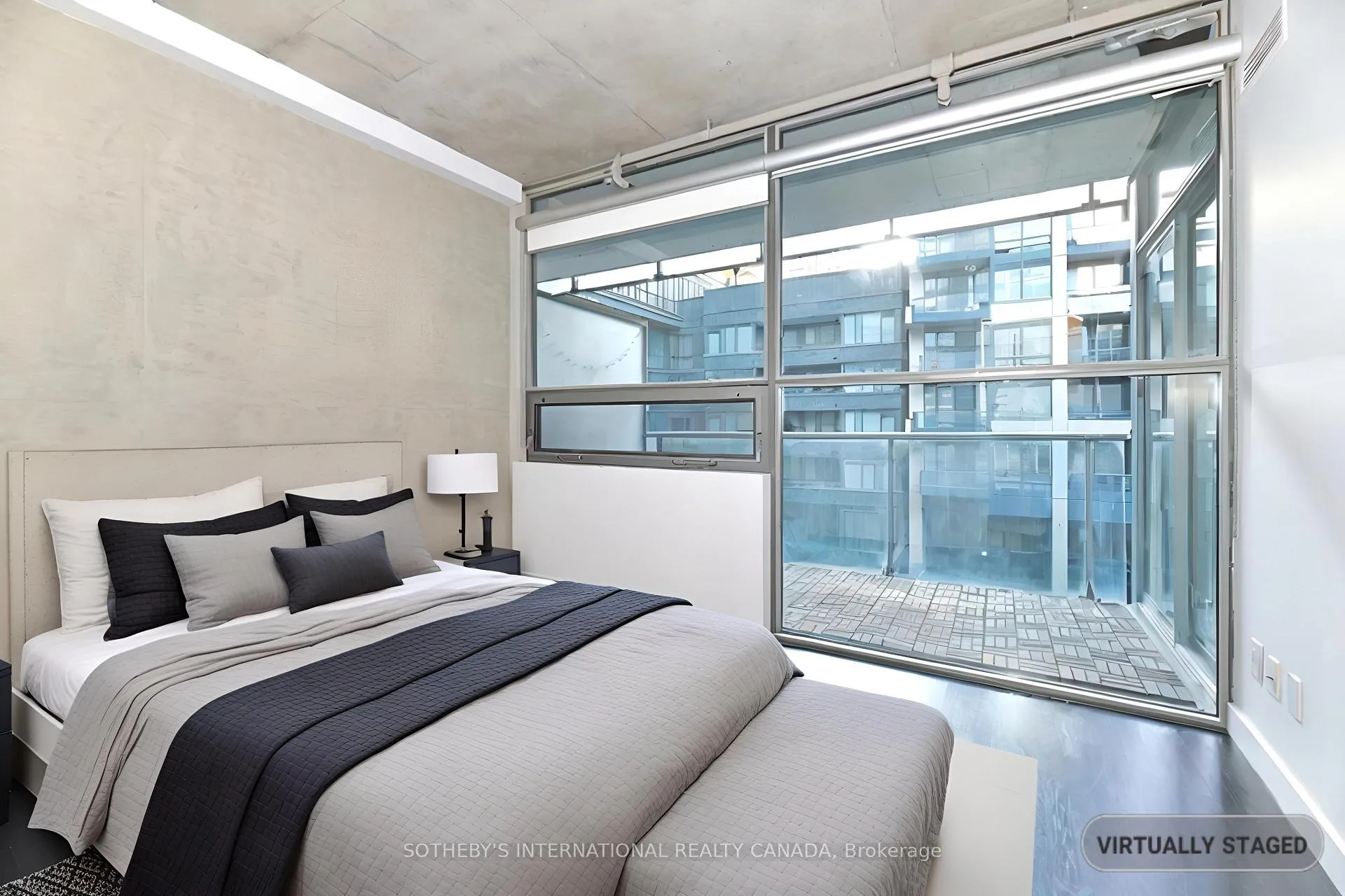 Photo 2 of Unit 516, 25 Oxley Street, Toronto, Waterfront Communities — HOMEH