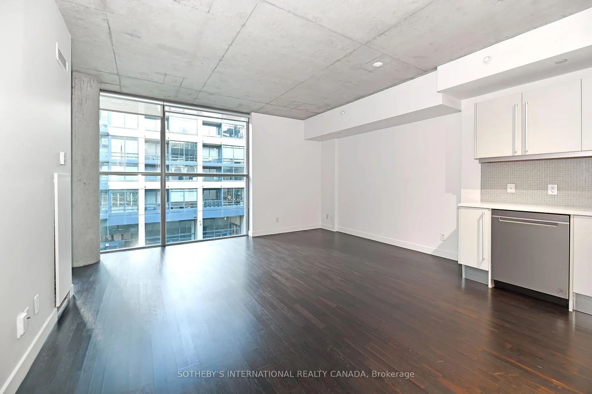 Photo 3 of Unit 516, 25 Oxley Street, Toronto, Waterfront Communities — HOMEH