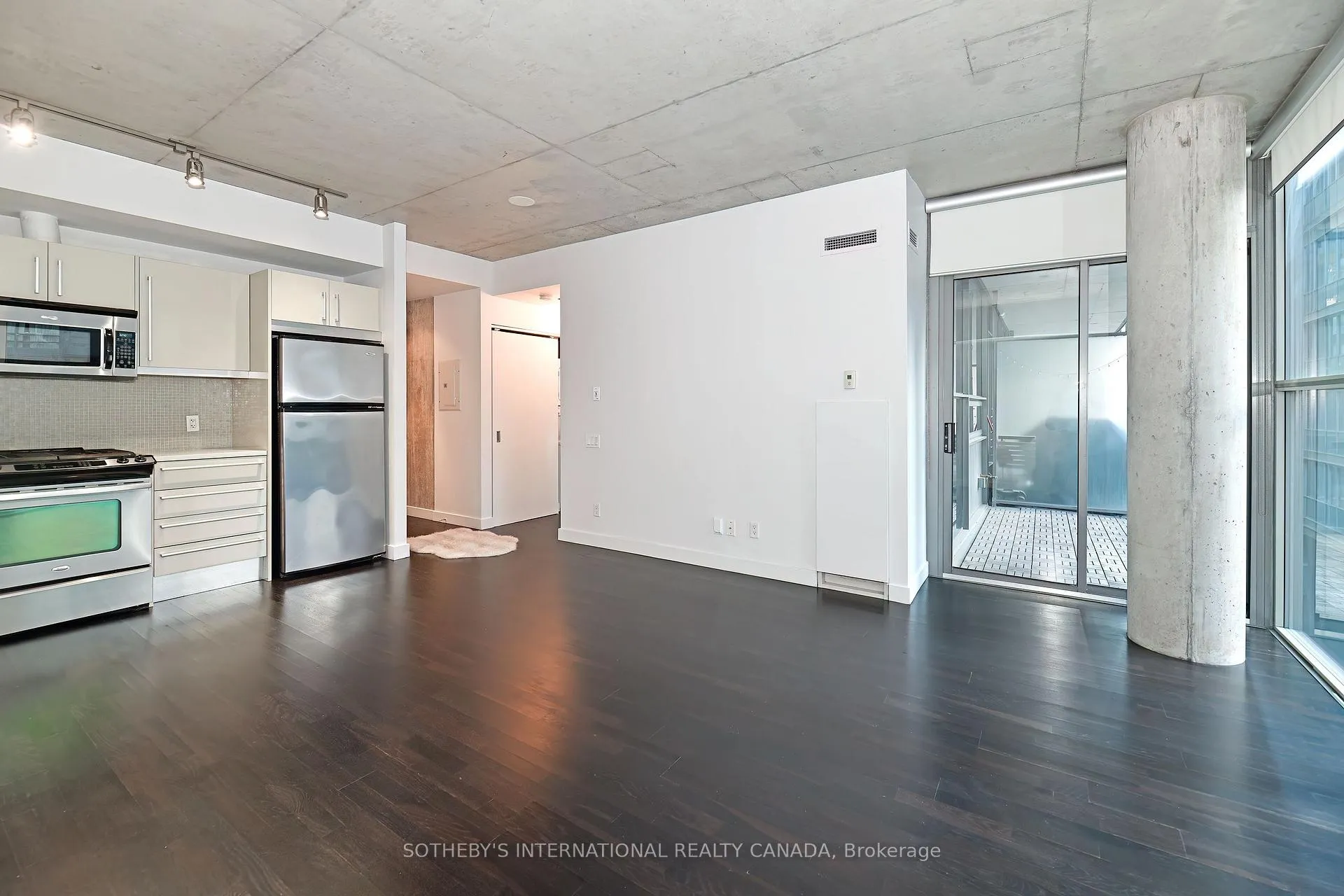 Photo 5 of Unit 516, 25 Oxley Street, Toronto, Waterfront Communities — HOMEH