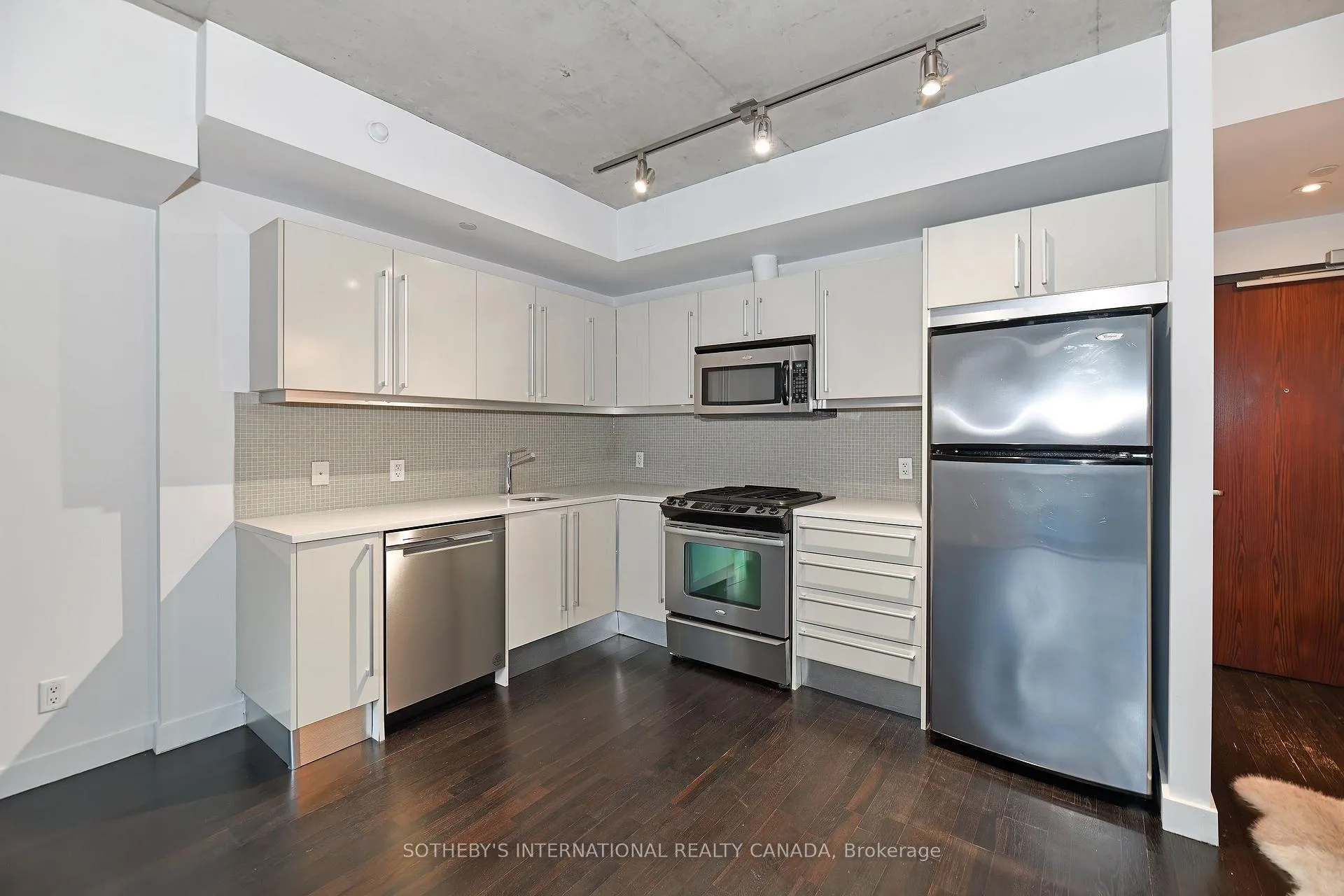 Photo 6 of Unit 516, 25 Oxley Street, Toronto, Waterfront Communities — HOMEH