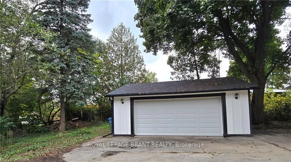 Photo 15 of 33 Islington Avenue, Guelph, Victoria North — HOMEH
