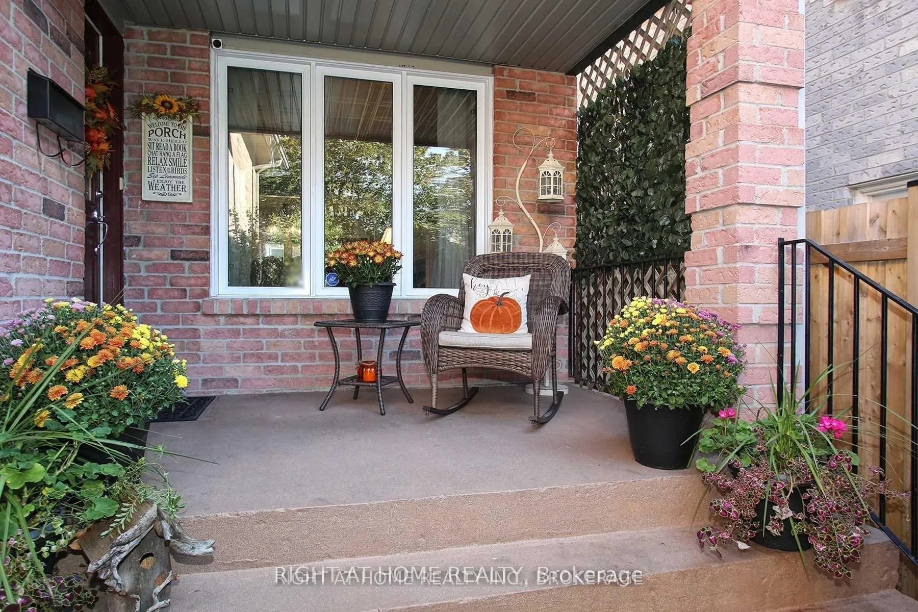 Photo 2 of 28 Mullen Drive, Ajax, Central West — HOMEH