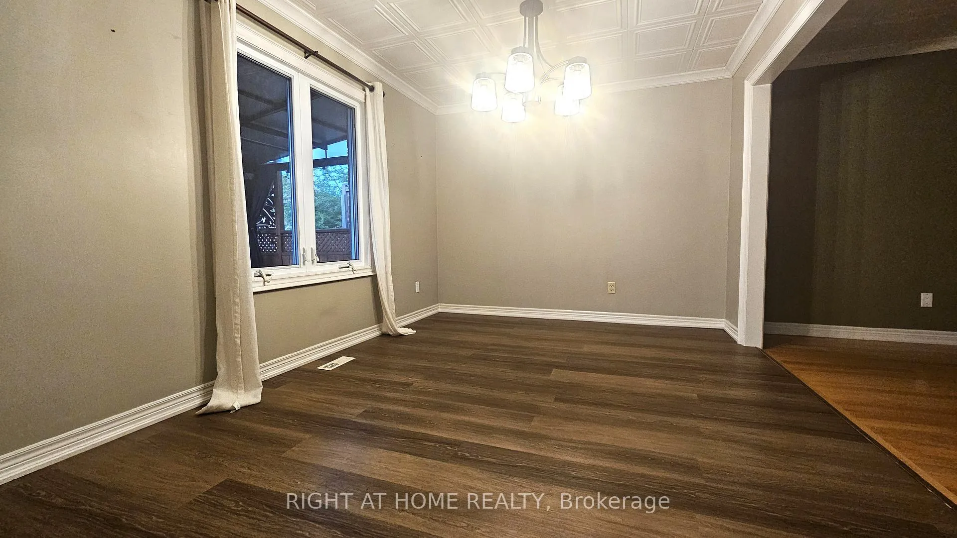 Photo 7 of 28 Mullen Drive, Ajax, Central West — HOMEH
