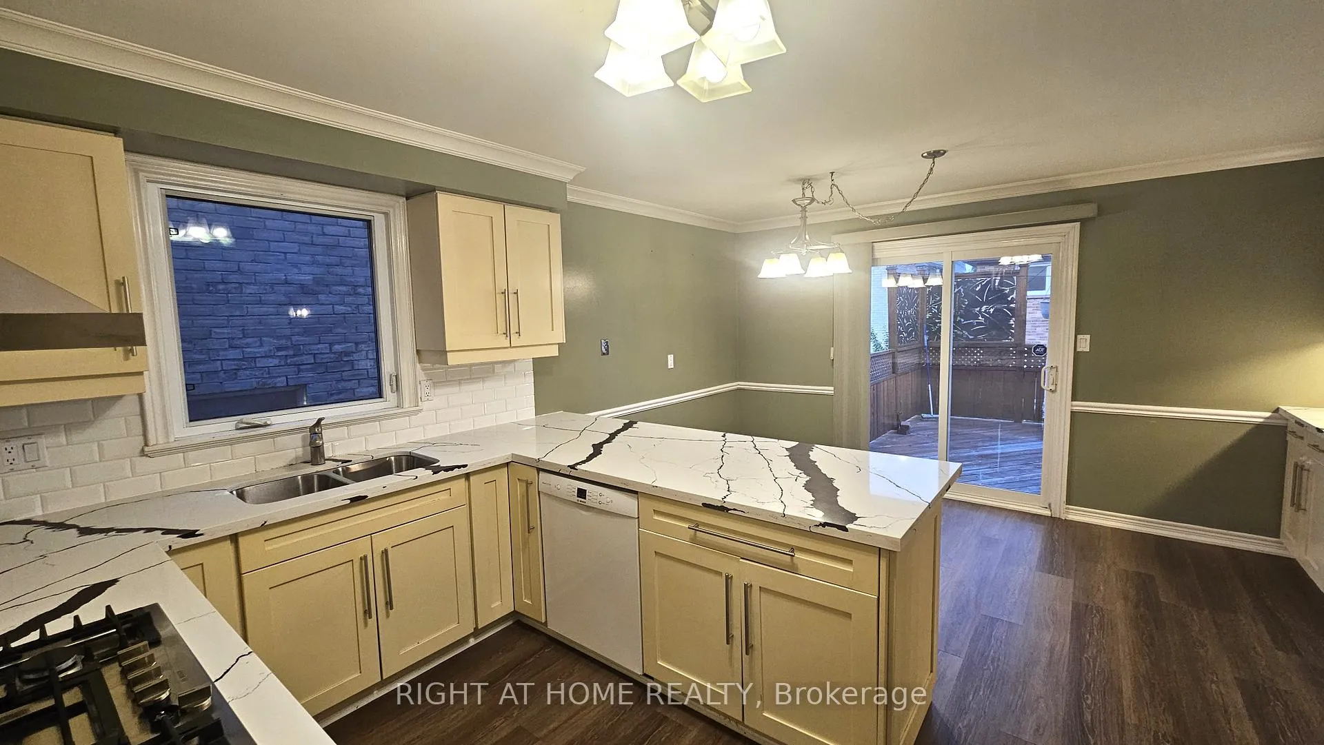 Photo 12 of 28 Mullen Drive, Ajax, Central West — HOMEH