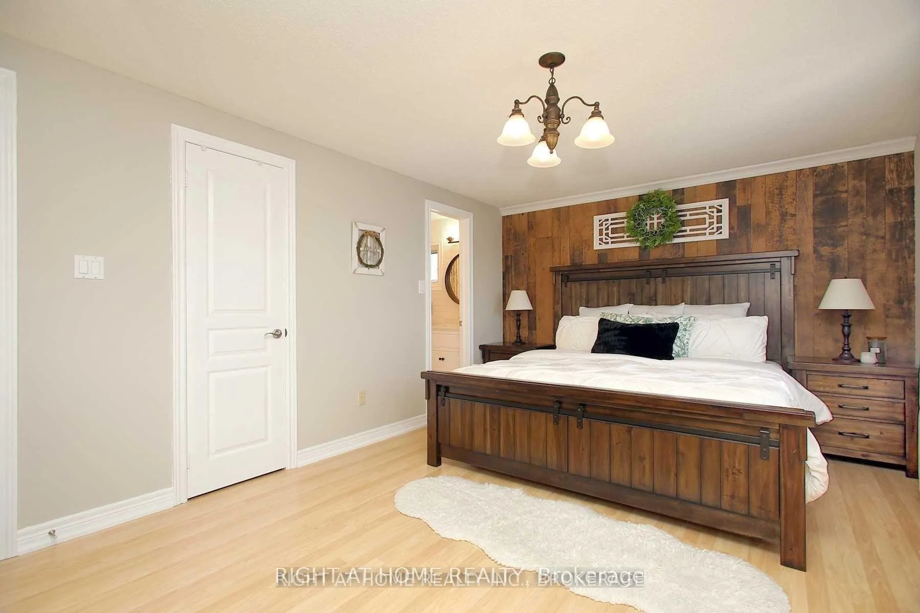Photo 20 of 28 Mullen Drive, Ajax, Central West — HOMEH