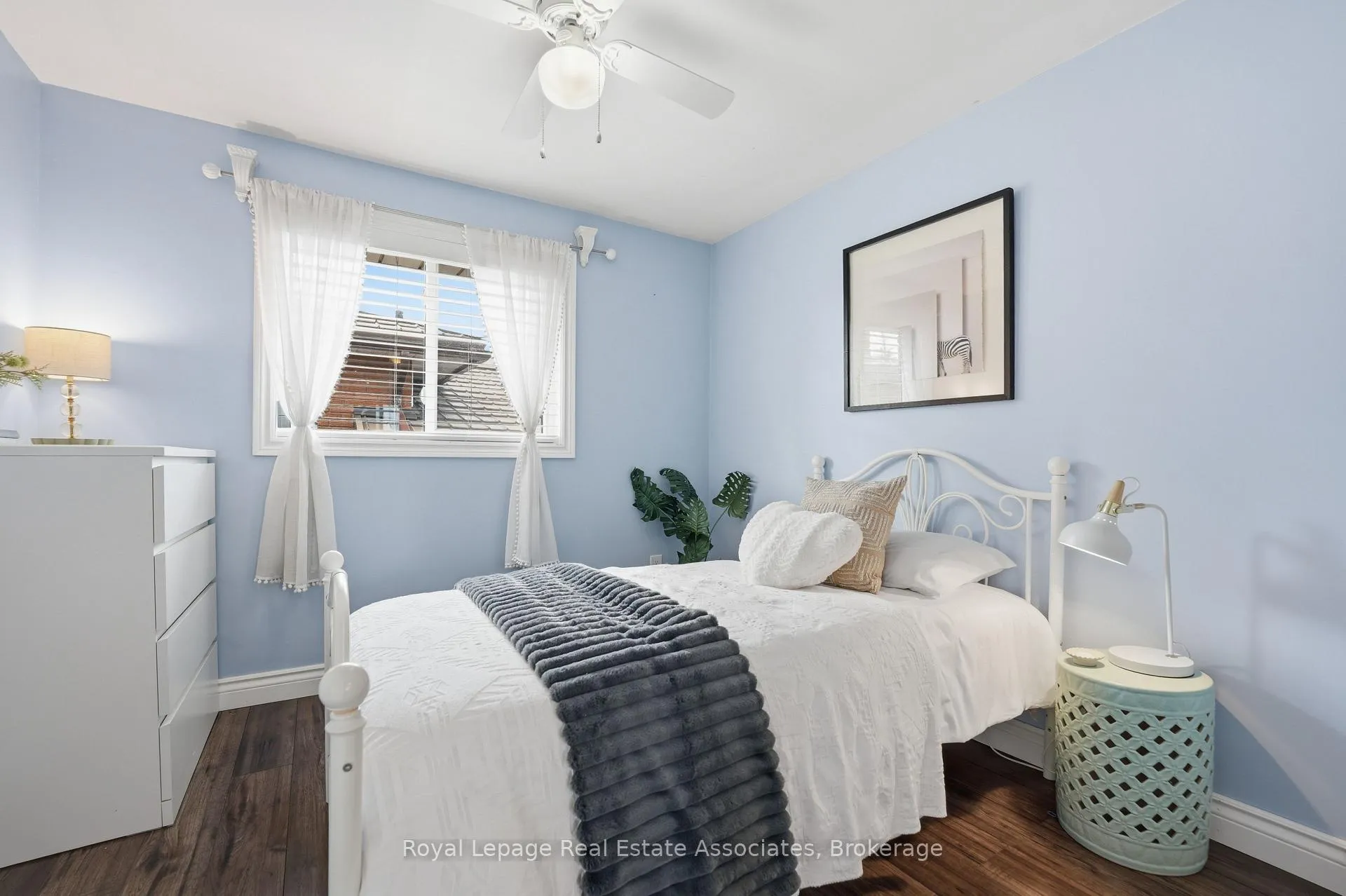Photo 23 of 477 Queen Victoria Drive, Hamilton, Quinndale — HOMEH