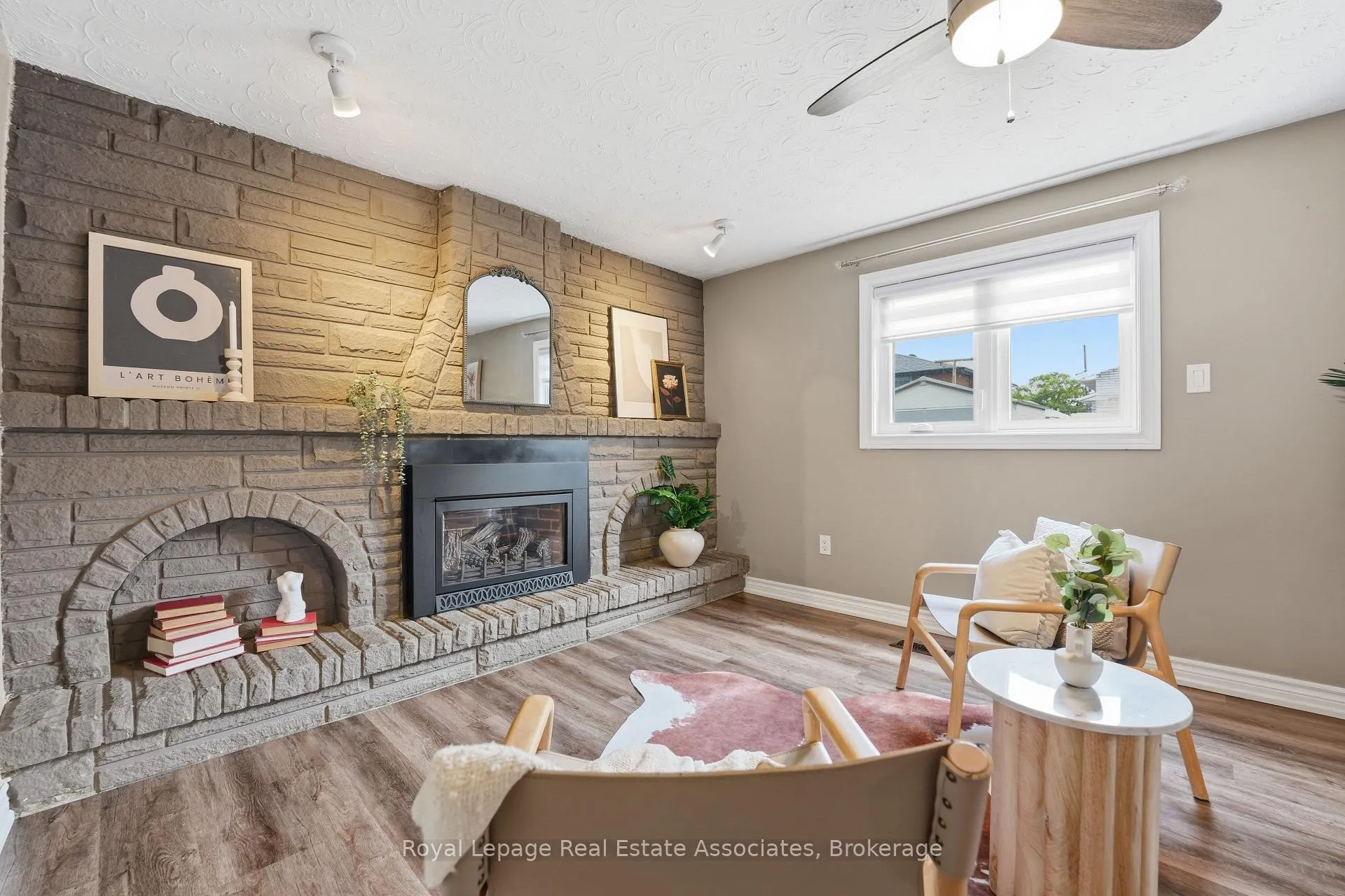 Photo 26 of 477 Queen Victoria Drive, Hamilton, Quinndale — HOMEH