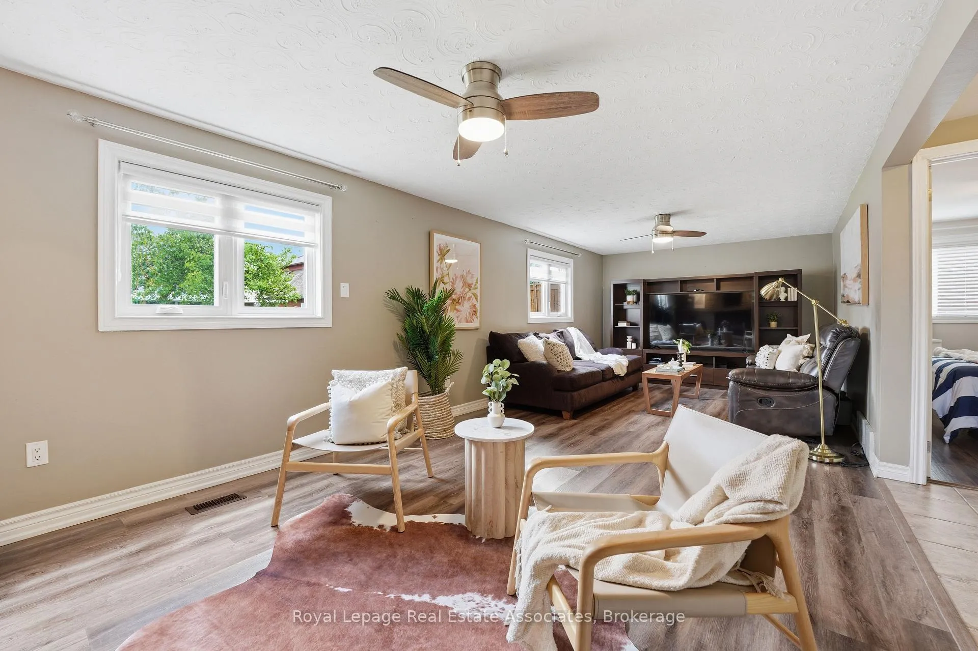 Photo 28 of 477 Queen Victoria Drive, Hamilton, Quinndale — HOMEH