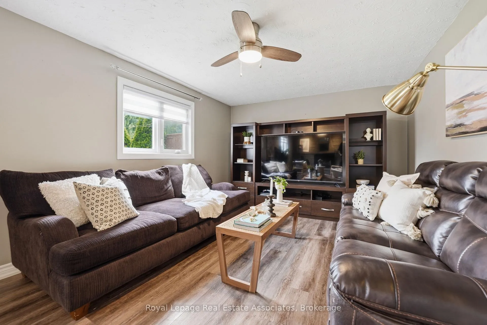Photo 29 of 477 Queen Victoria Drive, Hamilton, Quinndale — HOMEH