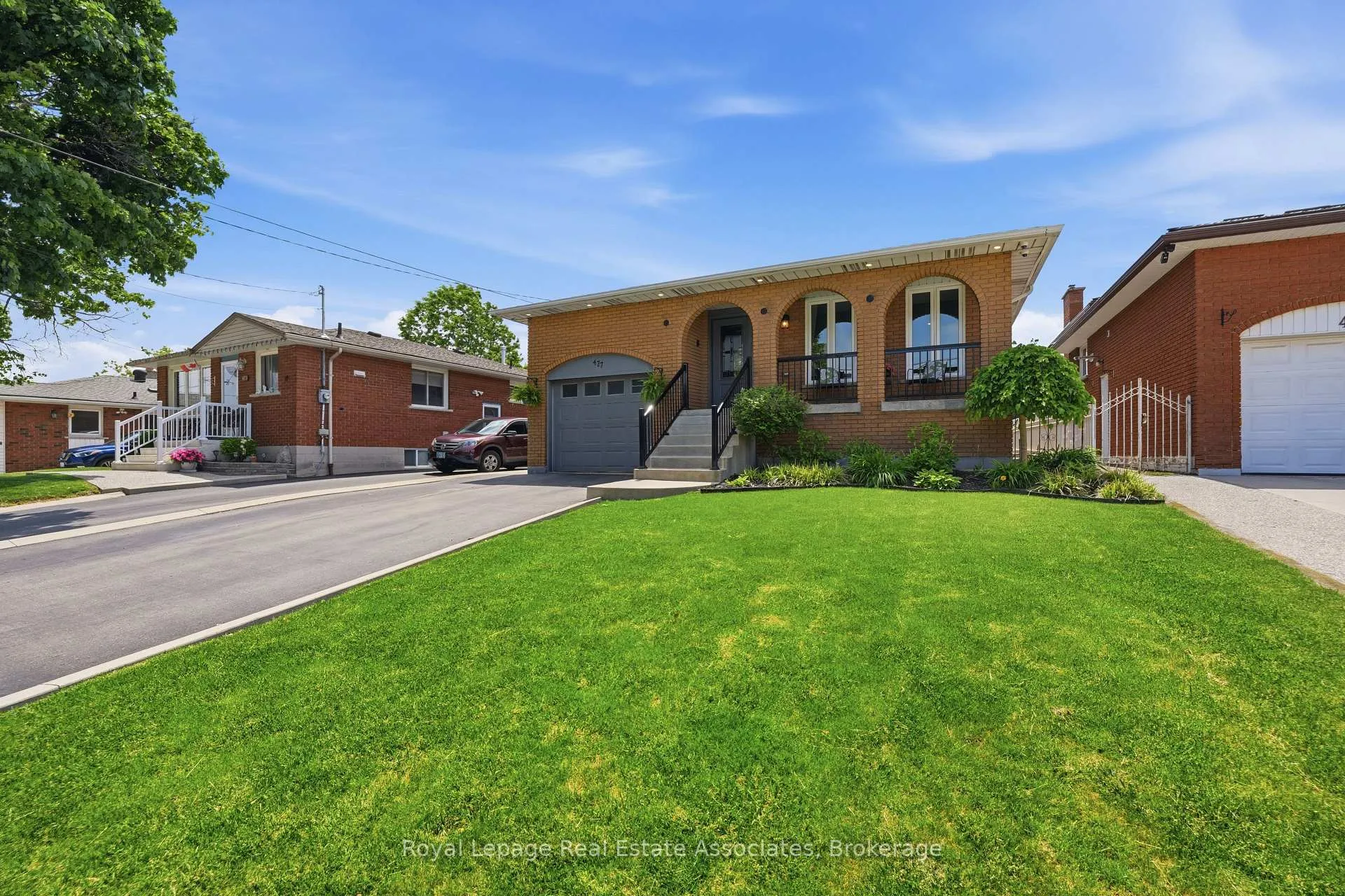 Photo 41 of 477 Queen Victoria Drive, Hamilton, Quinndale — HOMEH