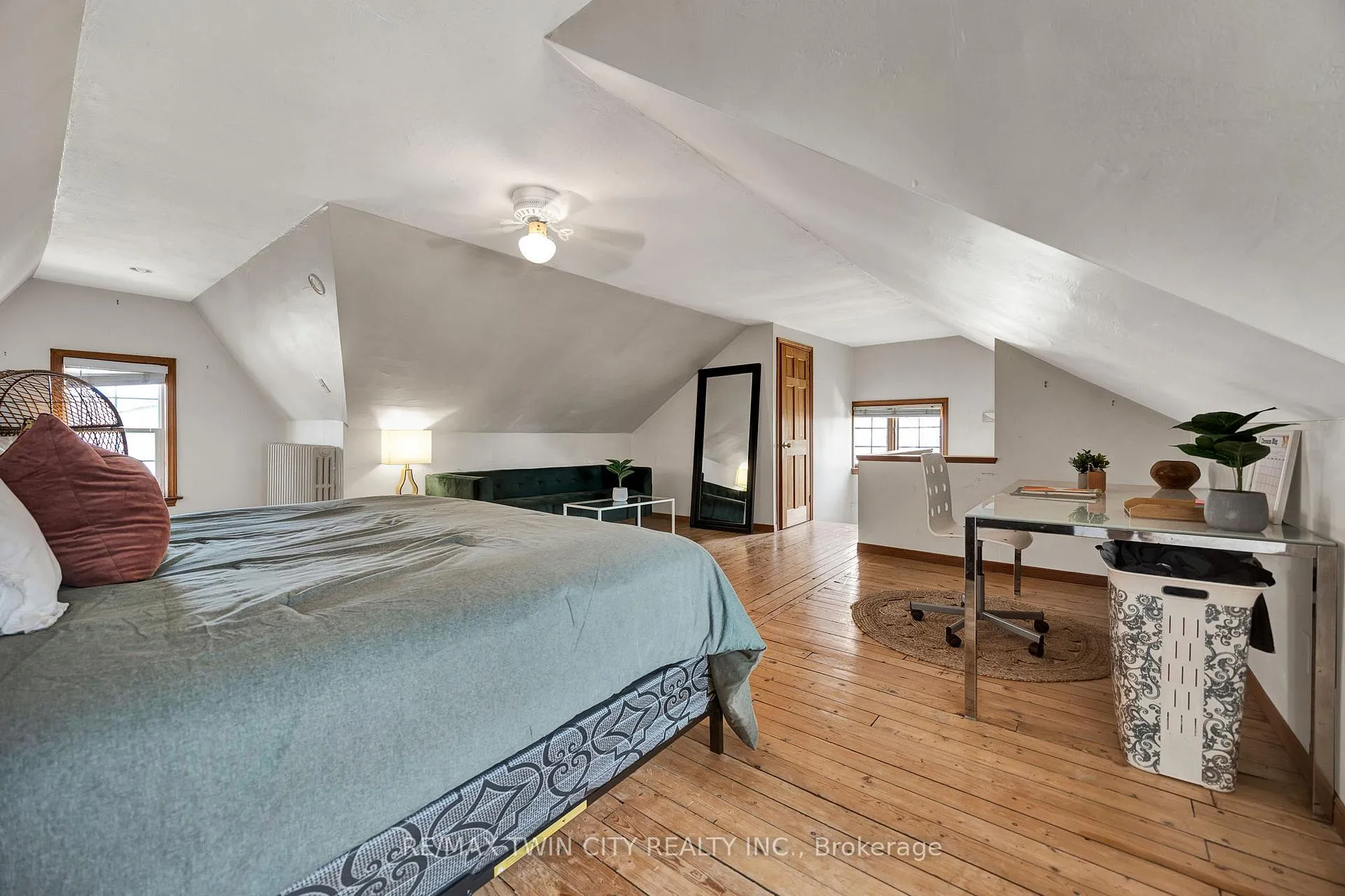 Photo 17 of 360 Luella Street, Kitchener — HOMEH