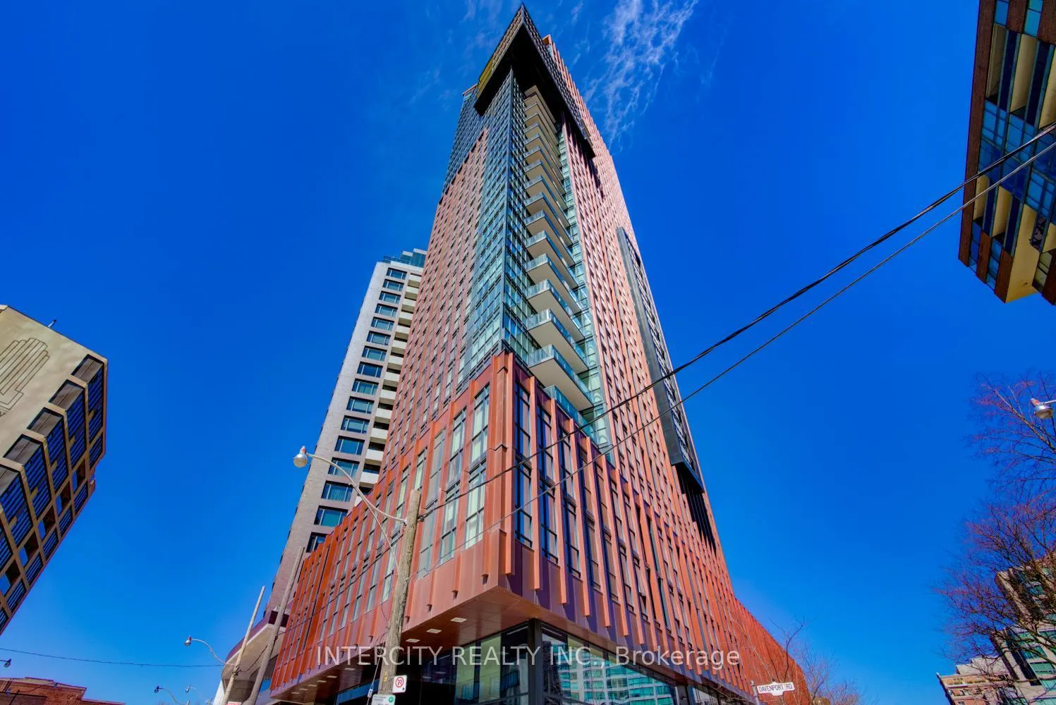 Photo 7 of Unit 304, 32 Davenport Road, Toronto, The Annex — HOMEH