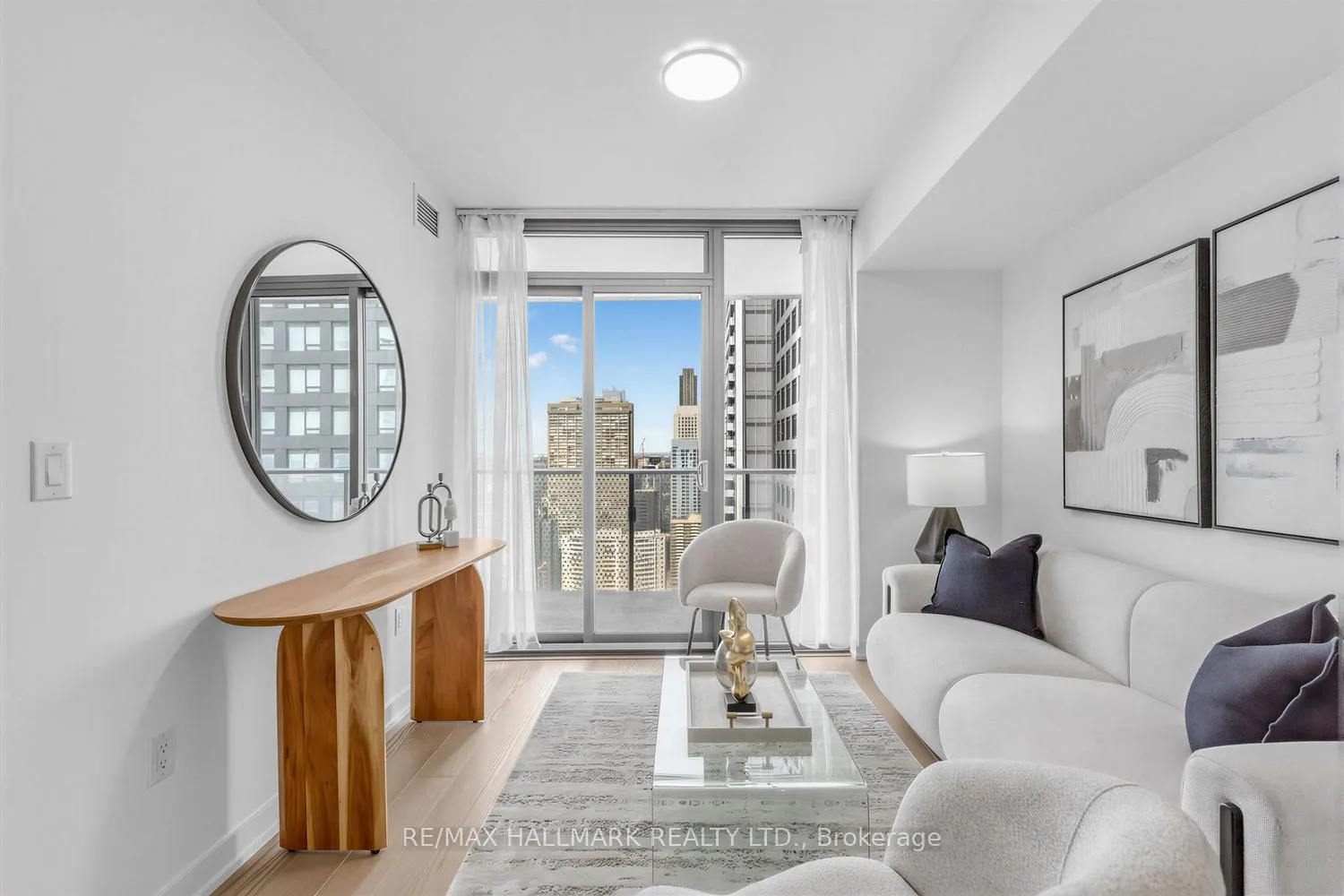 Photo 16 of Unit 3909, 11 Wellesley Street W, Toronto, Bay Street Corridor — HOMEH