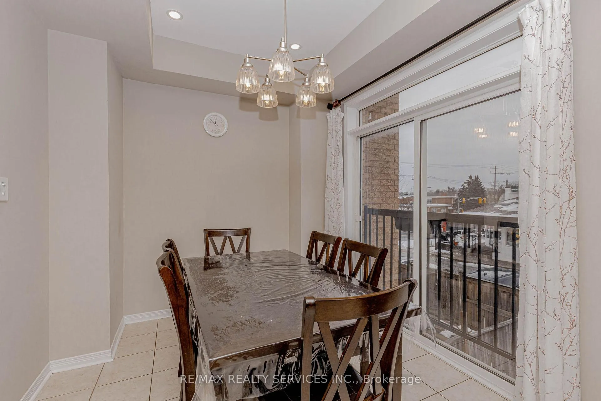 Photo 9 of 47 Curran Hall Crescent, Scarborough, Morningside — HOMEH