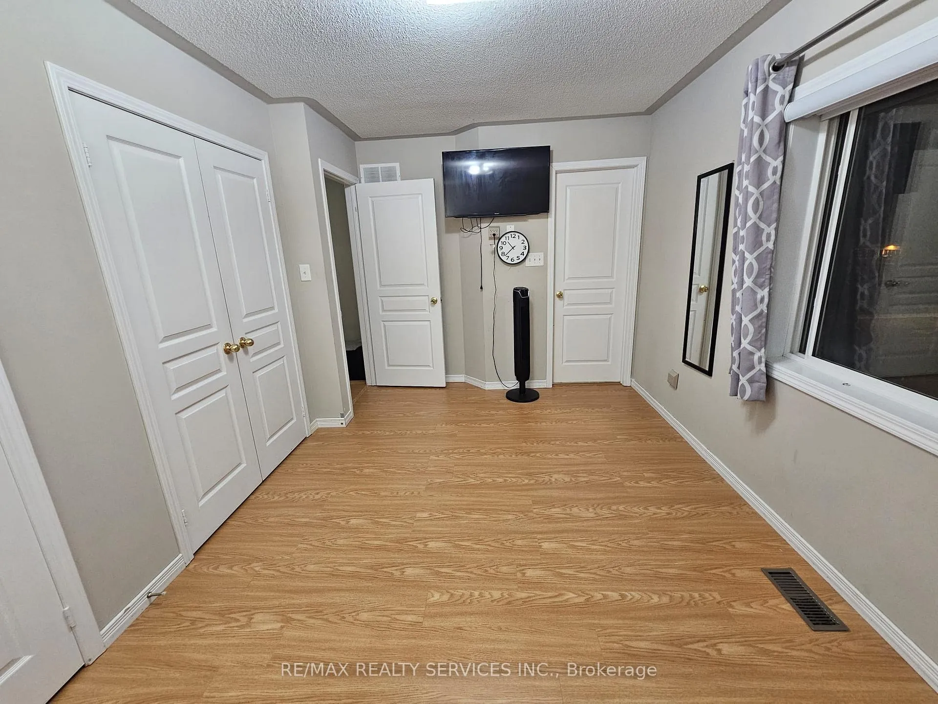 Photo 24 of 47 Curran Hall Crescent, Scarborough, Morningside — HOMEH