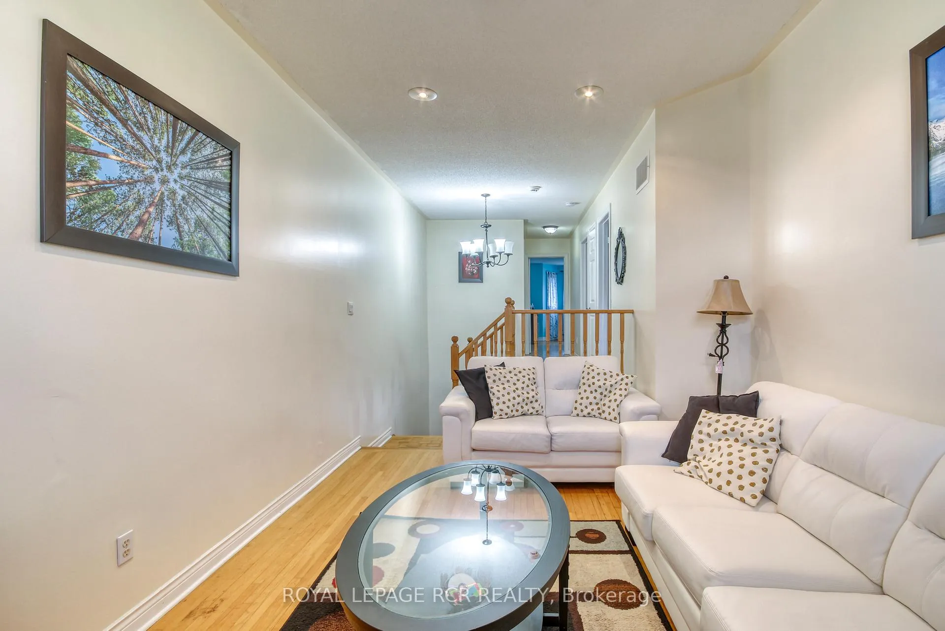 Photo 13 of 74 Fountainbridge Drive, Caledon, Bolton East — HOMEH