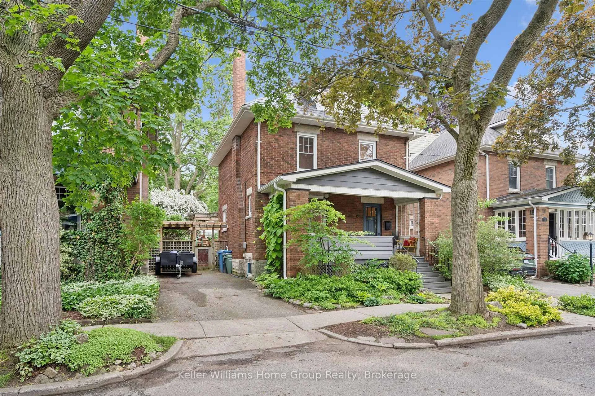 Photo 3 of 16 Cavell Avenue, Guelph, Exhibition Park — HOMEH