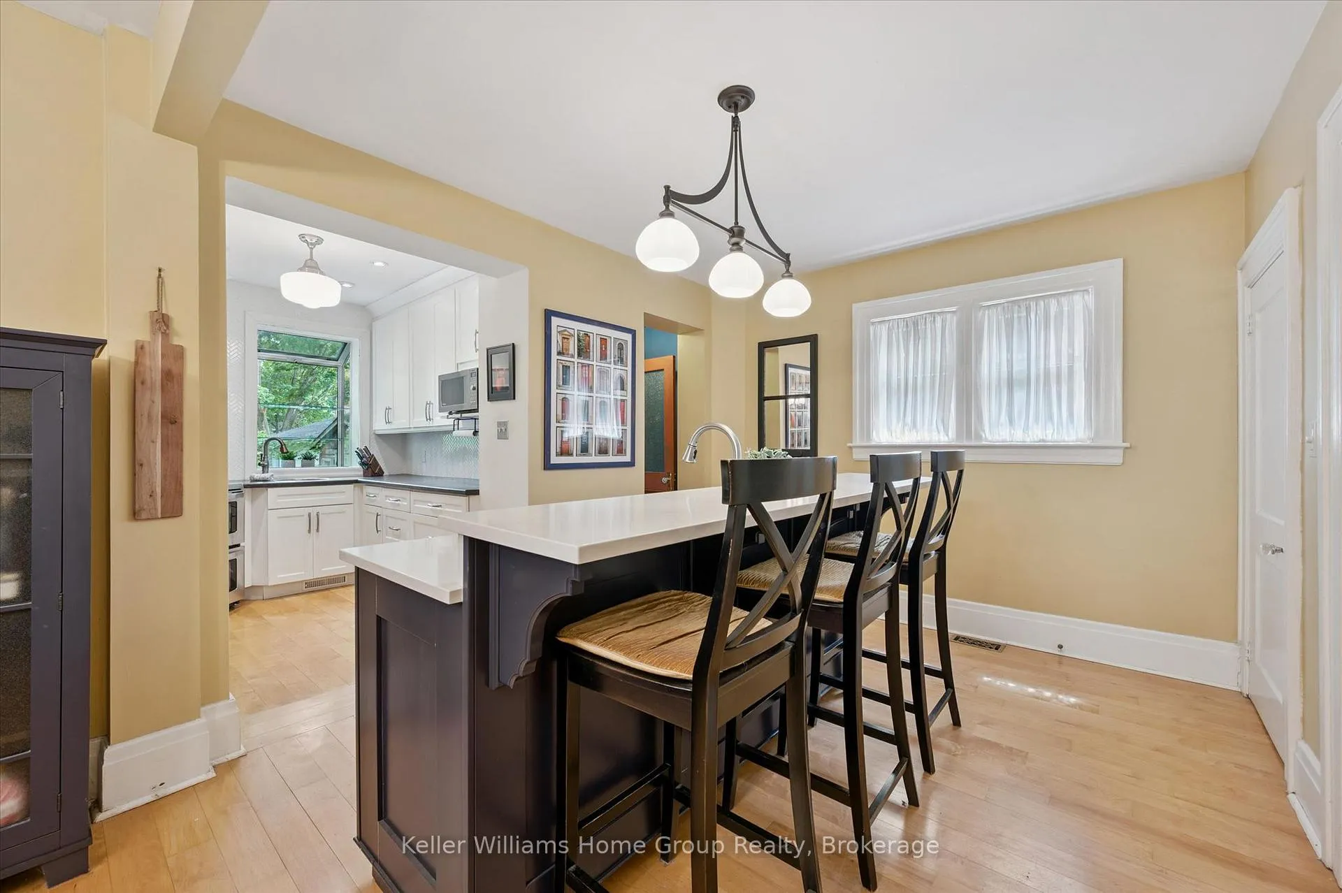 Photo 11 of 16 Cavell Avenue, Guelph, Exhibition Park — HOMEH