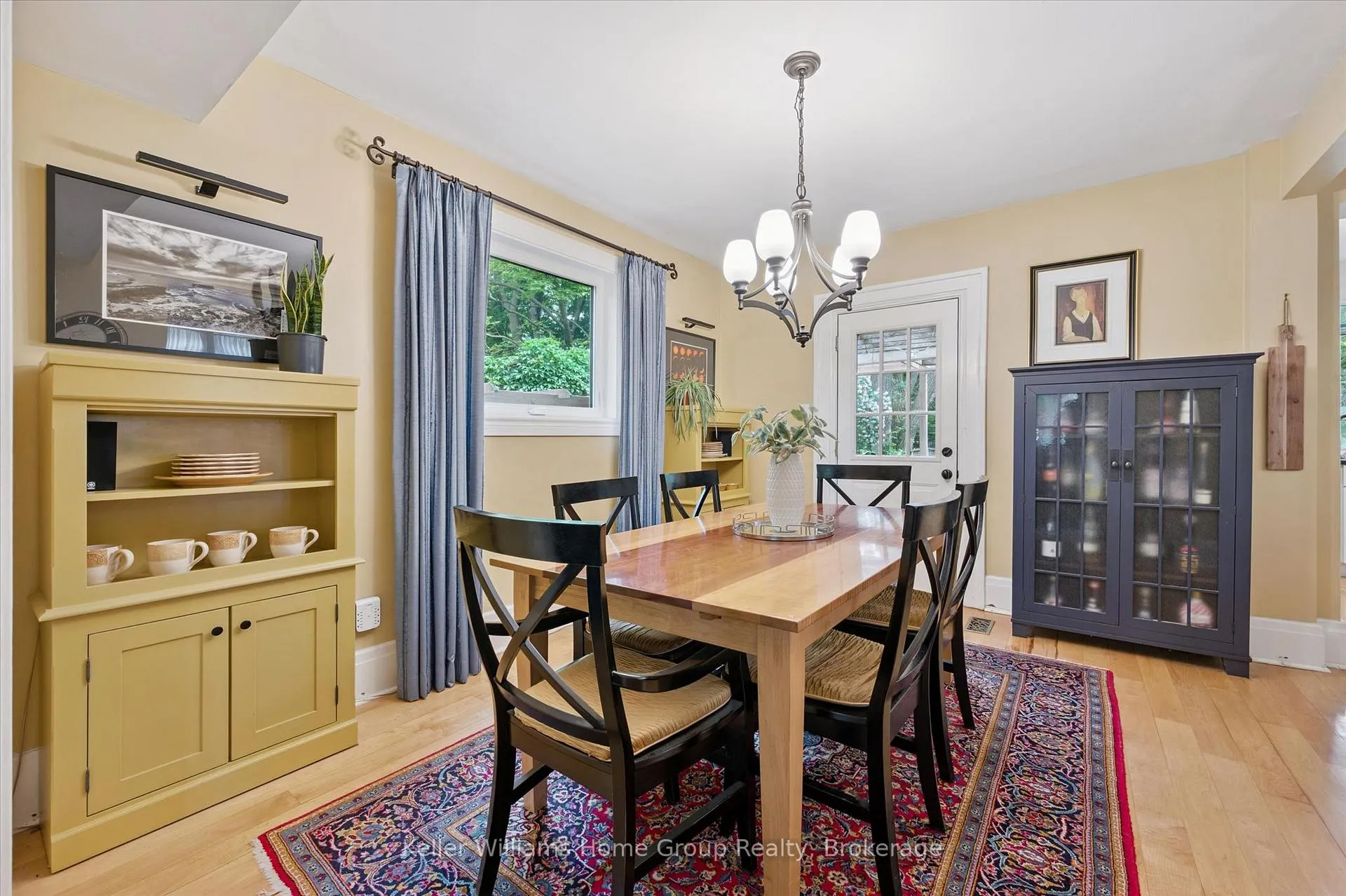 Photo 17 of 16 Cavell Avenue, Guelph, Exhibition Park — HOMEH
