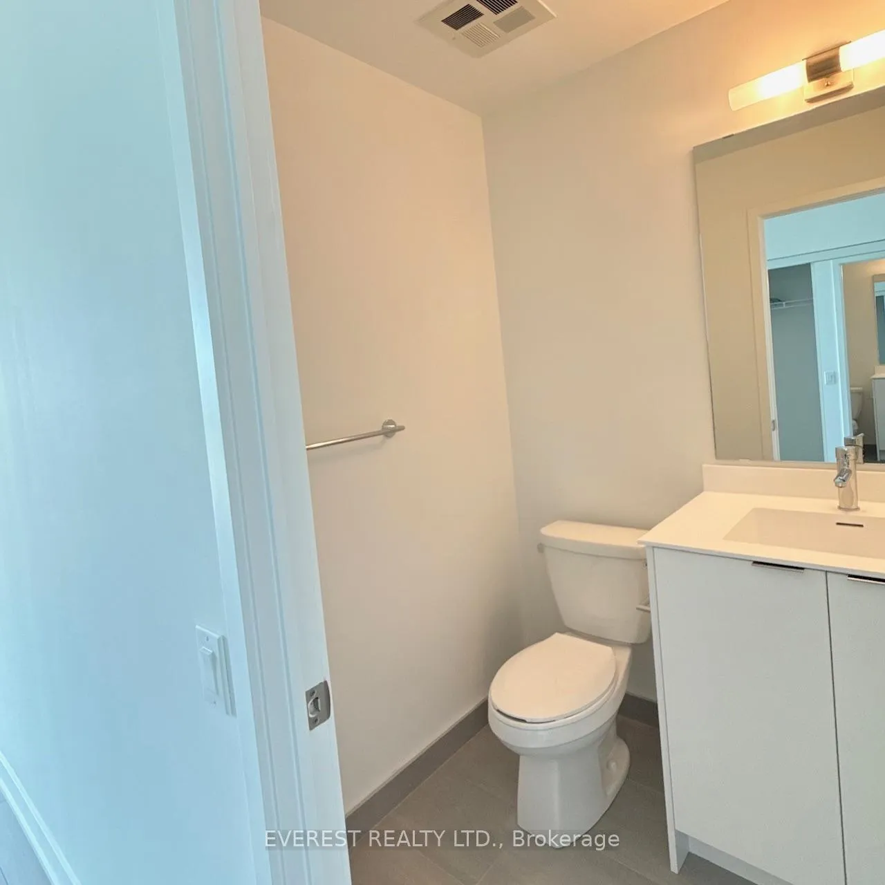 Photo 7 of Unit 504, 20 Deans Drive E, Scarborough, Clairlea-Birchmount — HOMEH