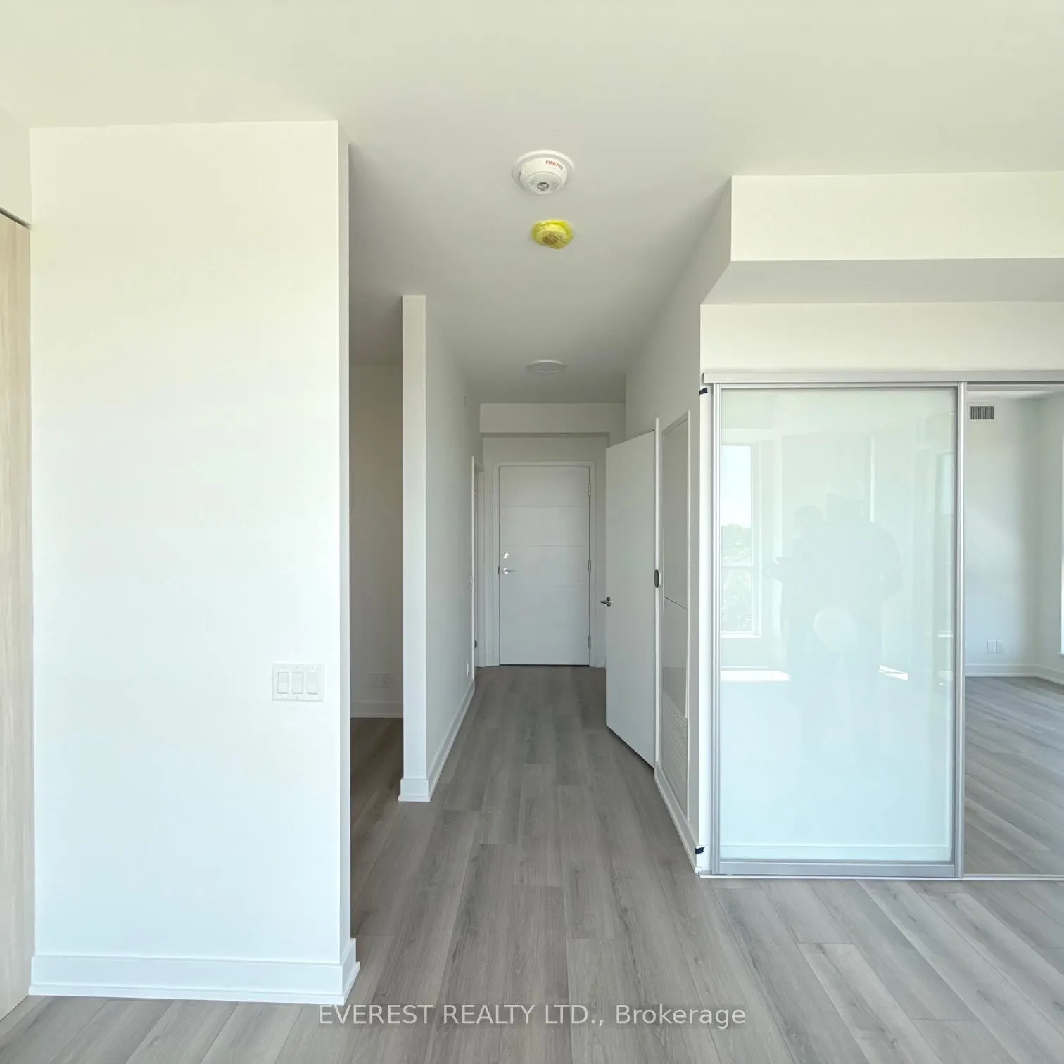 Photo 8 of Unit 504, 20 Deans Drive E, Scarborough, Clairlea-Birchmount — HOMEH