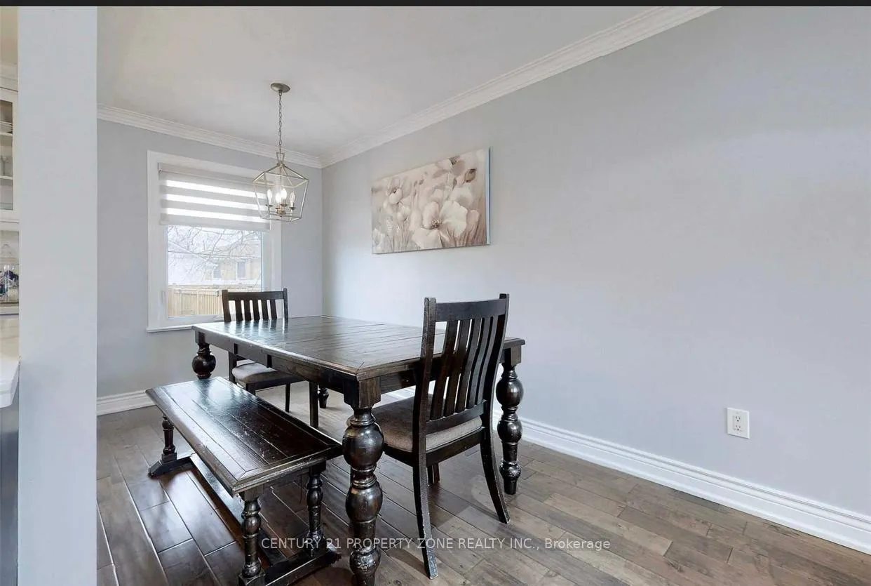 Photo 13 of 40 Brisco Street, Brampton, Brampton North — HOMEH