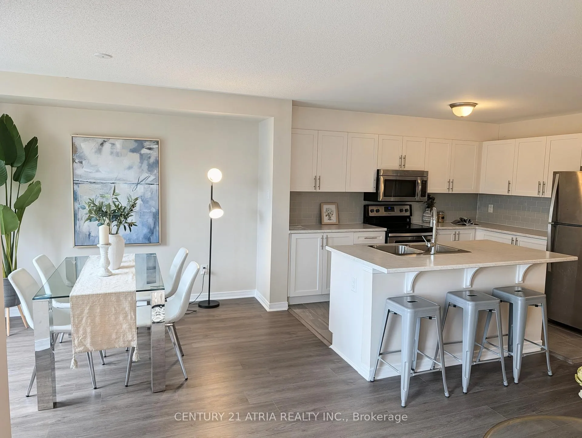 Photo 11 of 502 Radiant Private, Ottawa, Kanata - Emerald Meadows/Trailwest — HOMEH