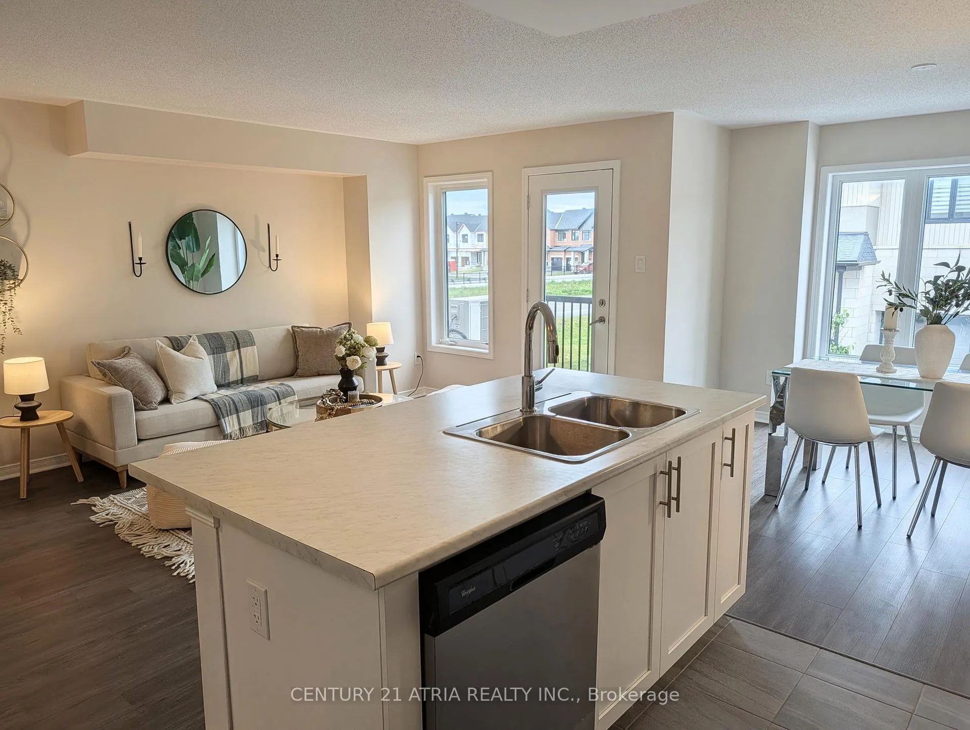 Photo 15 of 502 Radiant Private, Ottawa, Kanata - Emerald Meadows/Trailwest — HOMEH