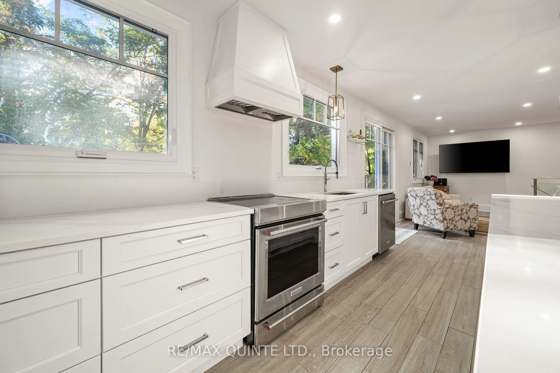 Photo 16 of 126 Dufferin Avenue, Belleville, Belleville Ward — HOMEH