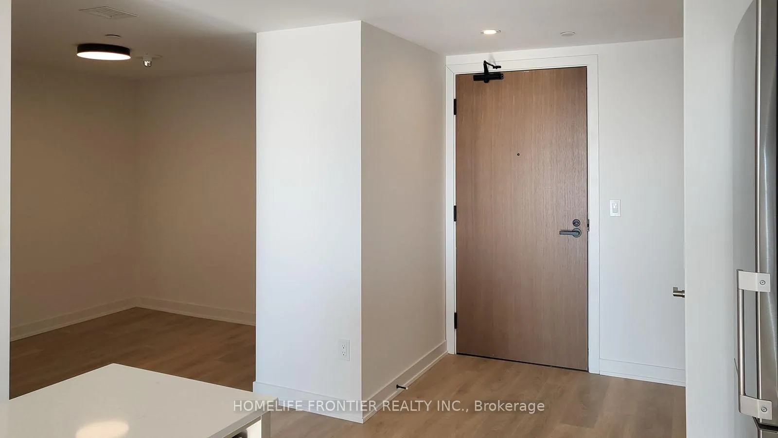 Photo 3 of Unit 1406, 8 Tippett Road, North York, Clanton Park — HOMEH