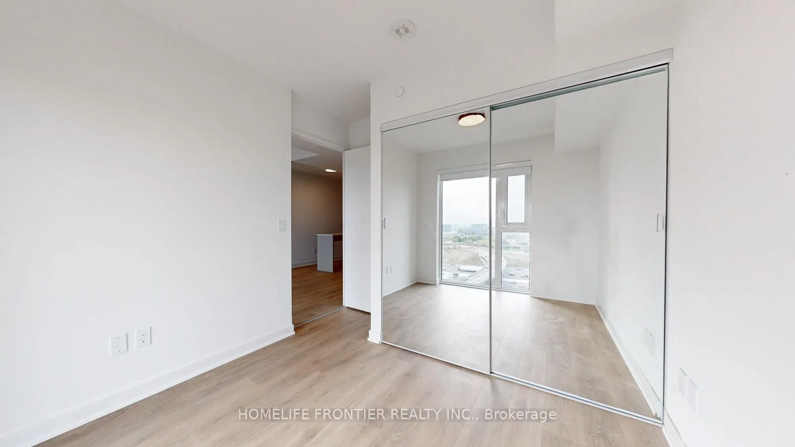 Photo 22 of Unit 1406, 8 Tippett Road, North York, Clanton Park — HOMEH