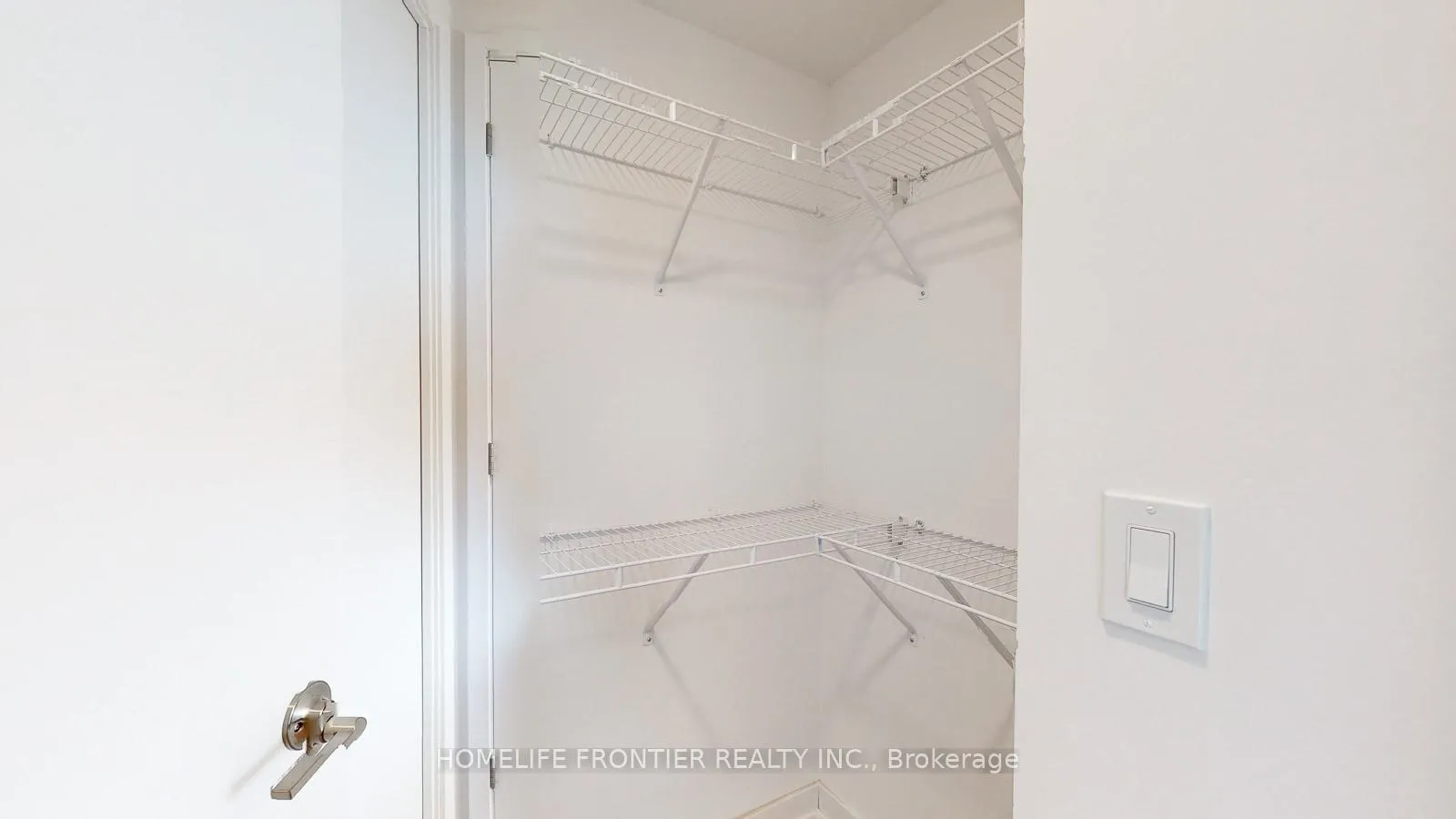 Photo 29 of Unit 1406, 8 Tippett Road, North York, Clanton Park — HOMEH
