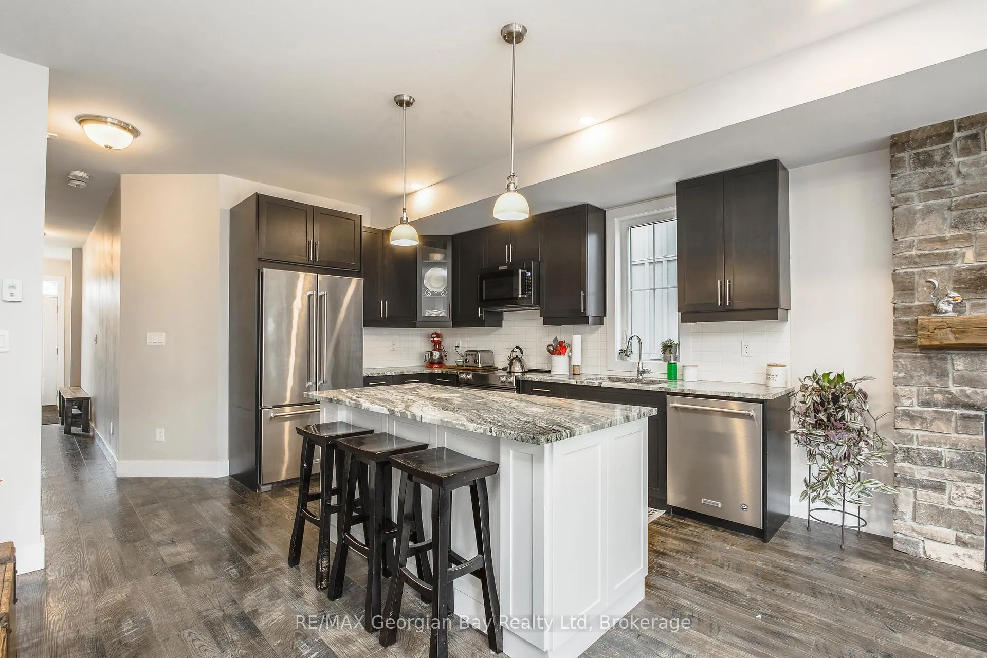 Photo 7 of 329 Yellow Birch Crescent, Blue Mountains — HOMEH
