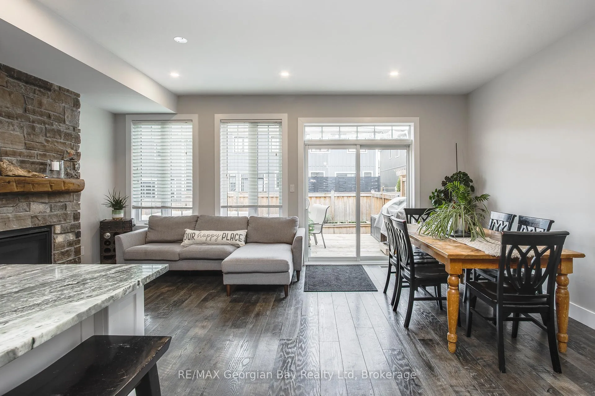 Photo 9 of 329 Yellow Birch Crescent, Blue Mountains — HOMEH