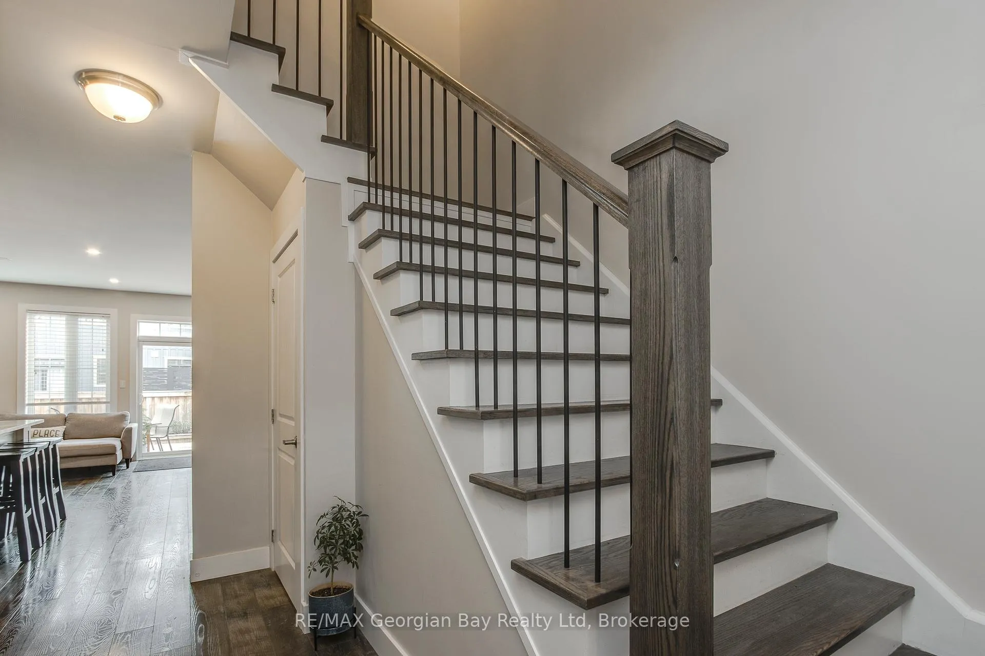 Photo 15 of 329 Yellow Birch Crescent, Blue Mountains — HOMEH