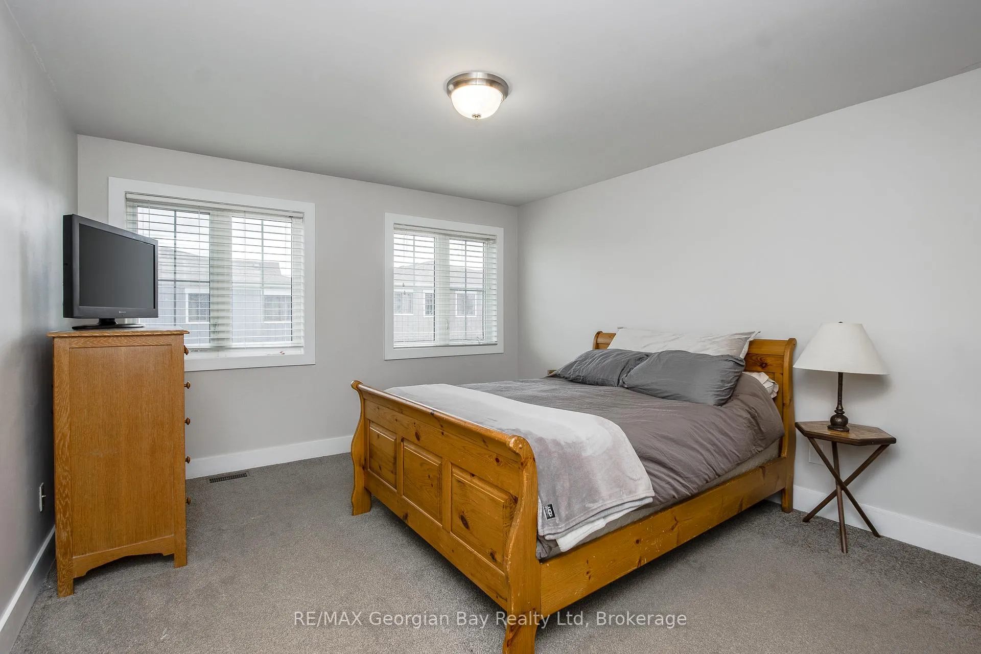 Photo 17 of 329 Yellow Birch Crescent, Blue Mountains — HOMEH