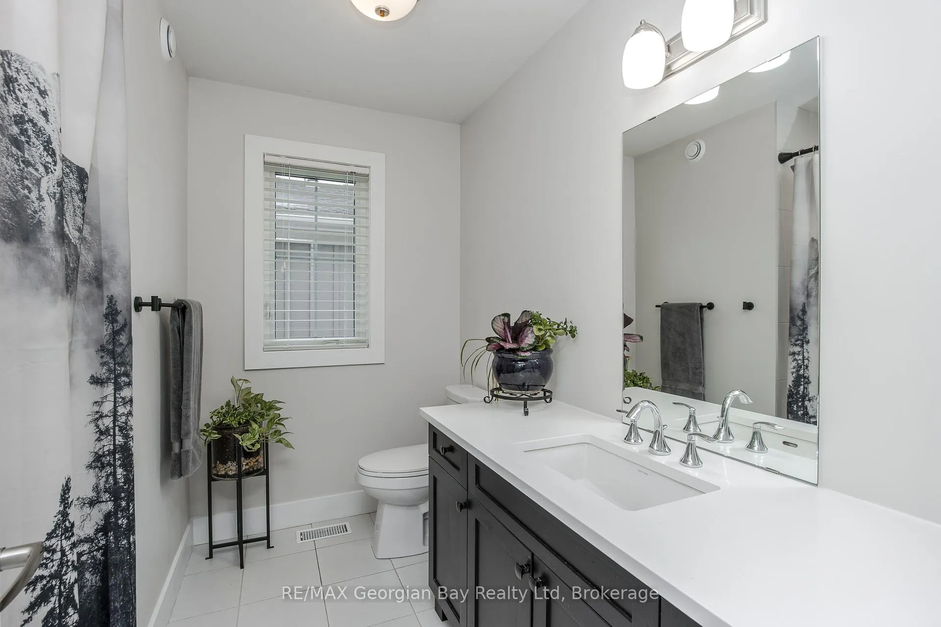 Photo 22 of 329 Yellow Birch Crescent, Blue Mountains — HOMEH