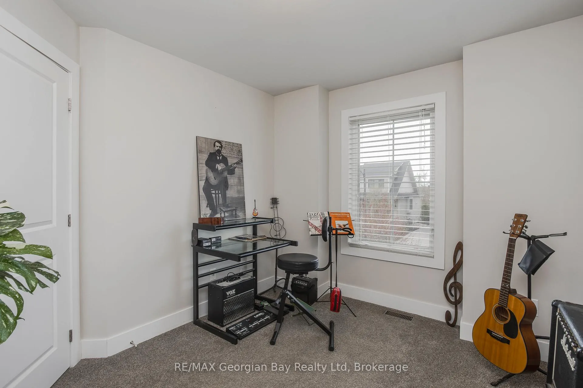 Photo 23 of 329 Yellow Birch Crescent, Blue Mountains — HOMEH