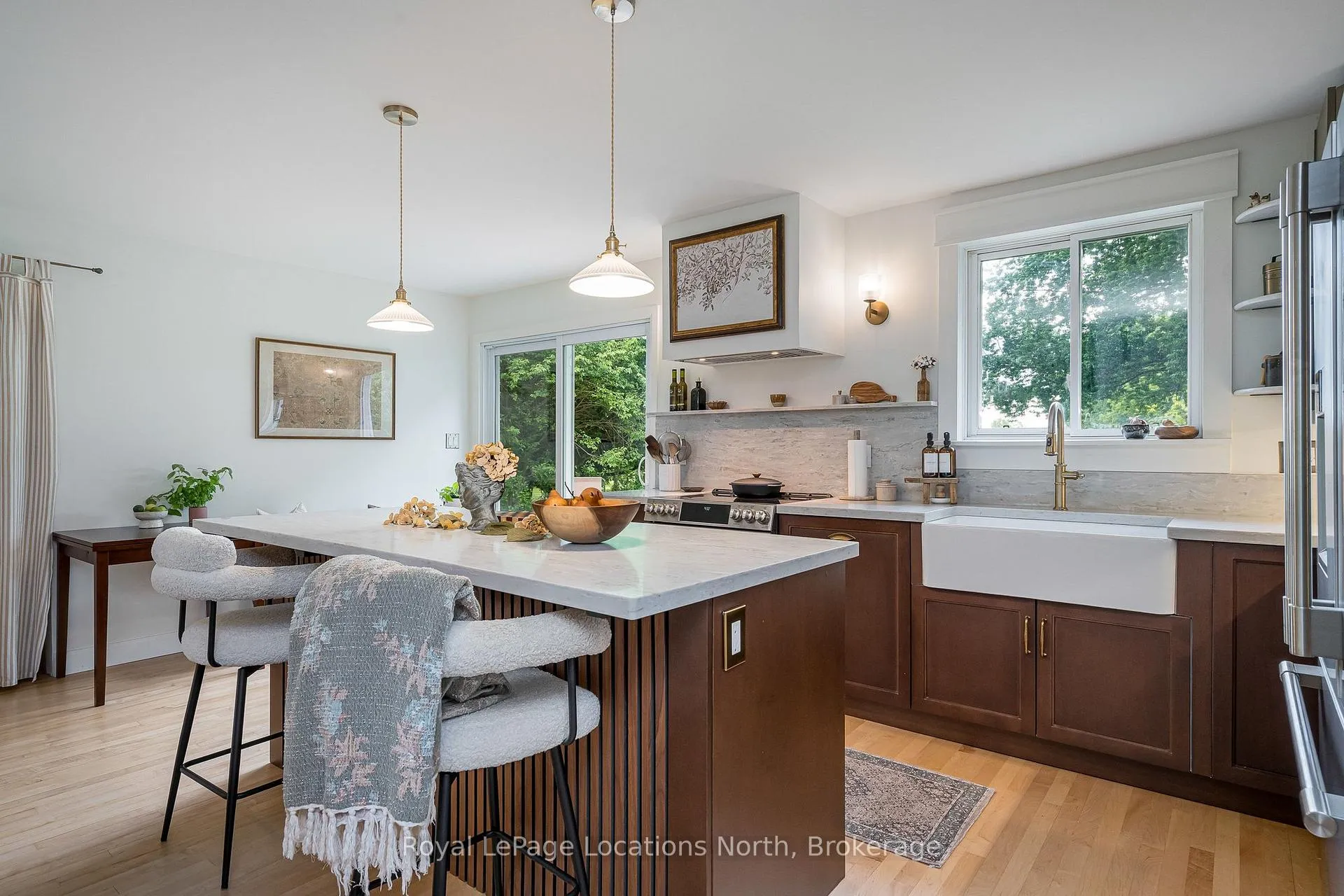 Photo 3 of 46 Townley Street, Clearview, Nottawa — HOMEH