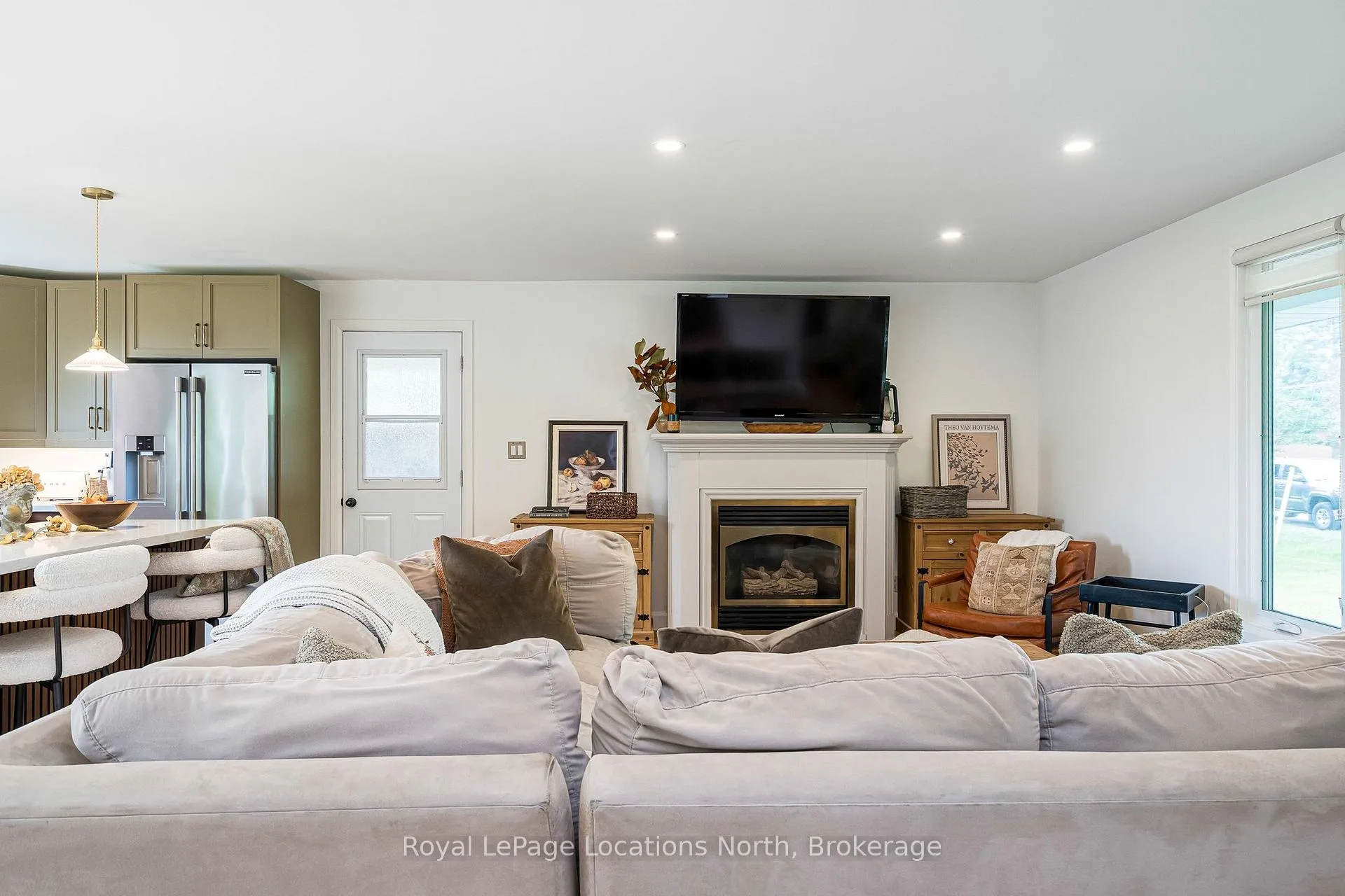Photo 32 of 46 Townley Street, Clearview, Nottawa — HOMEH