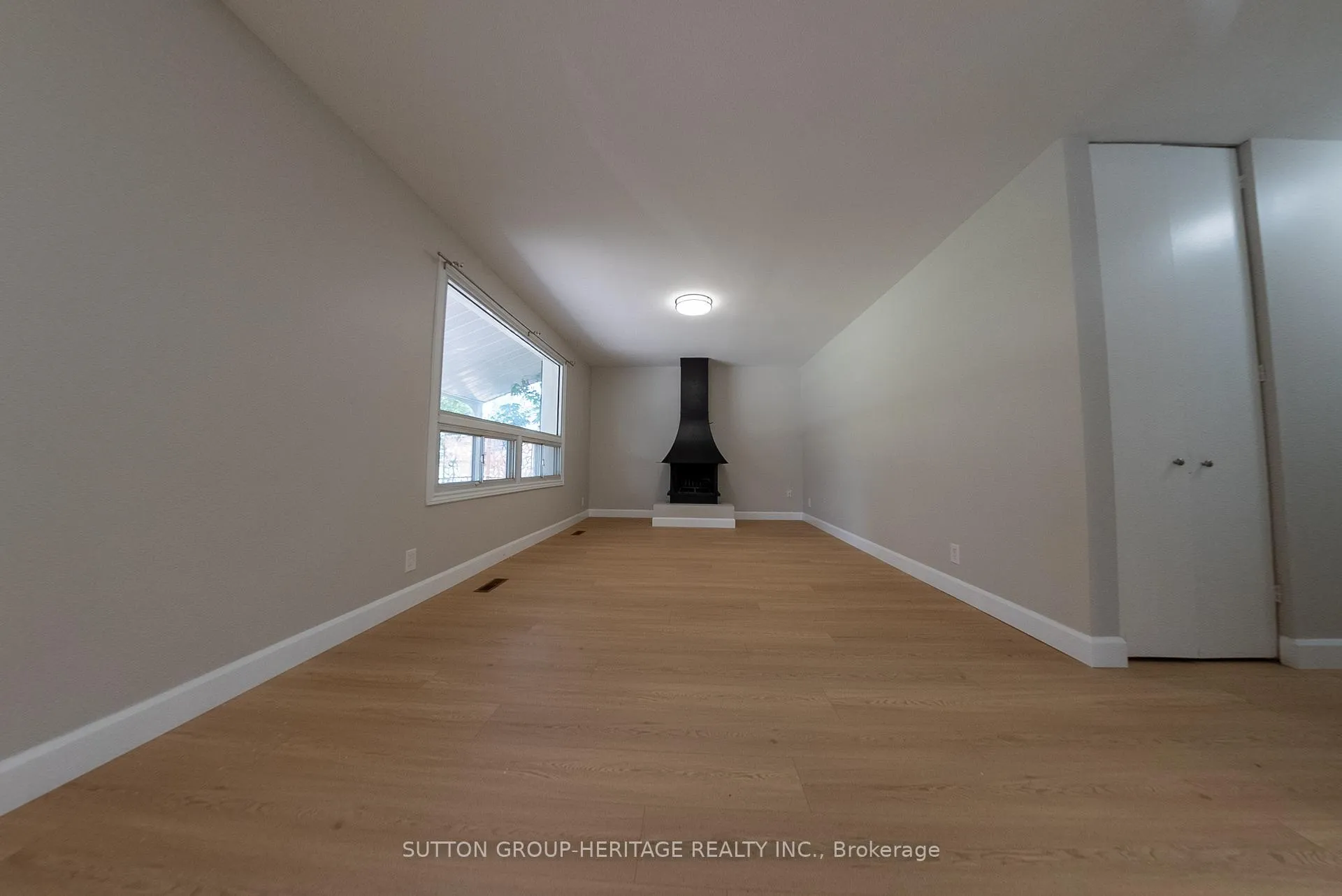 Photo 7 of 661 Annland Street, Pickering, Bay Ridges — HOMEH