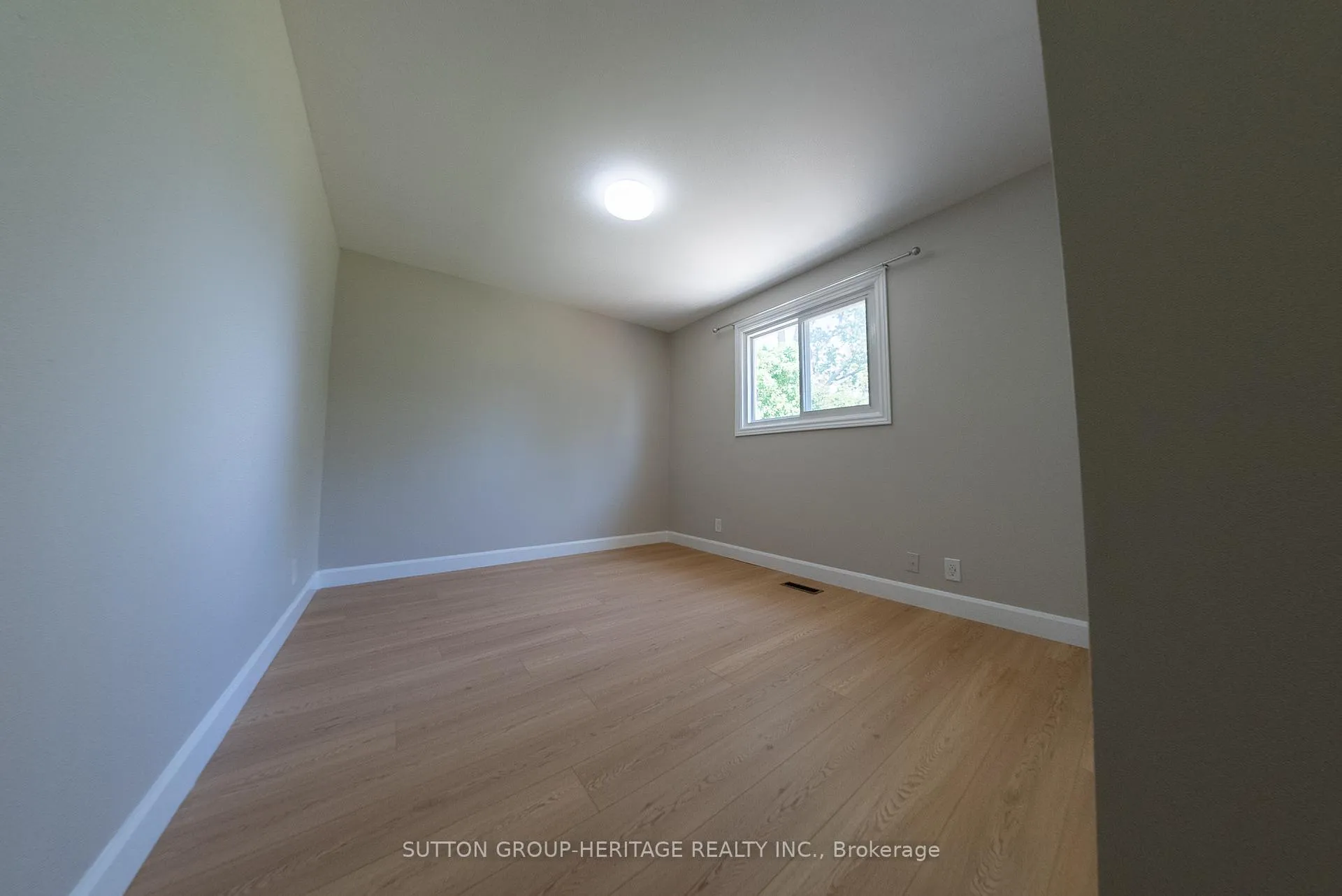 Photo 15 of 661 Annland Street, Pickering, Bay Ridges — HOMEH