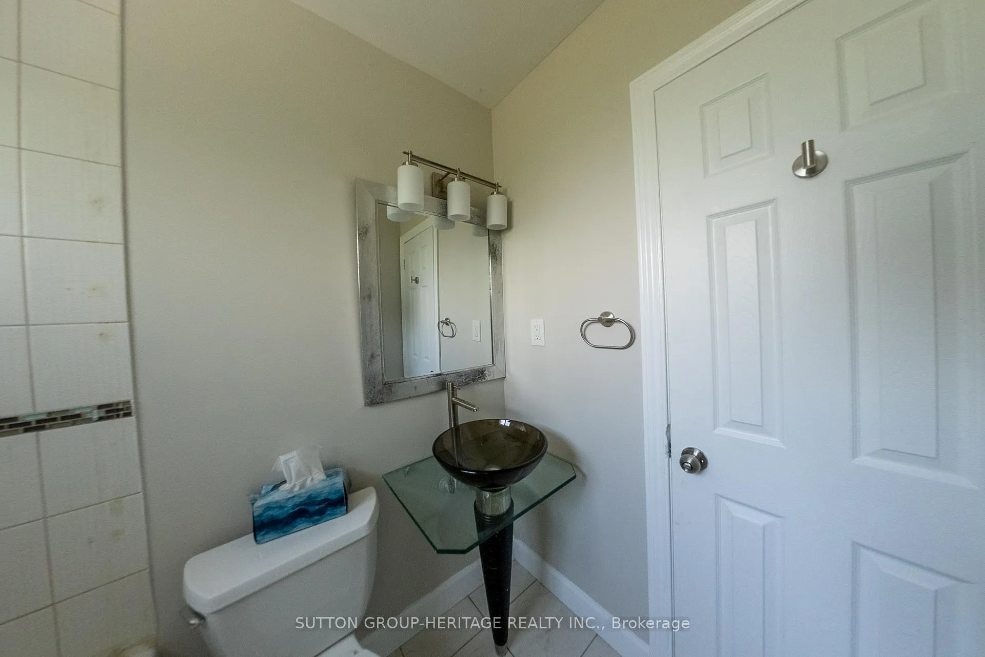 Photo 16 of 661 Annland Street, Pickering, Bay Ridges — HOMEH
